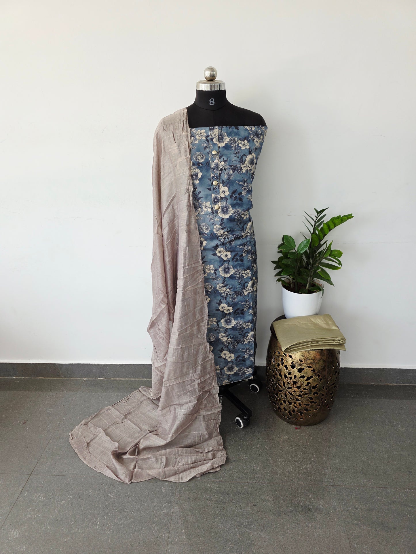 Shimmer cosmos silk set - blue