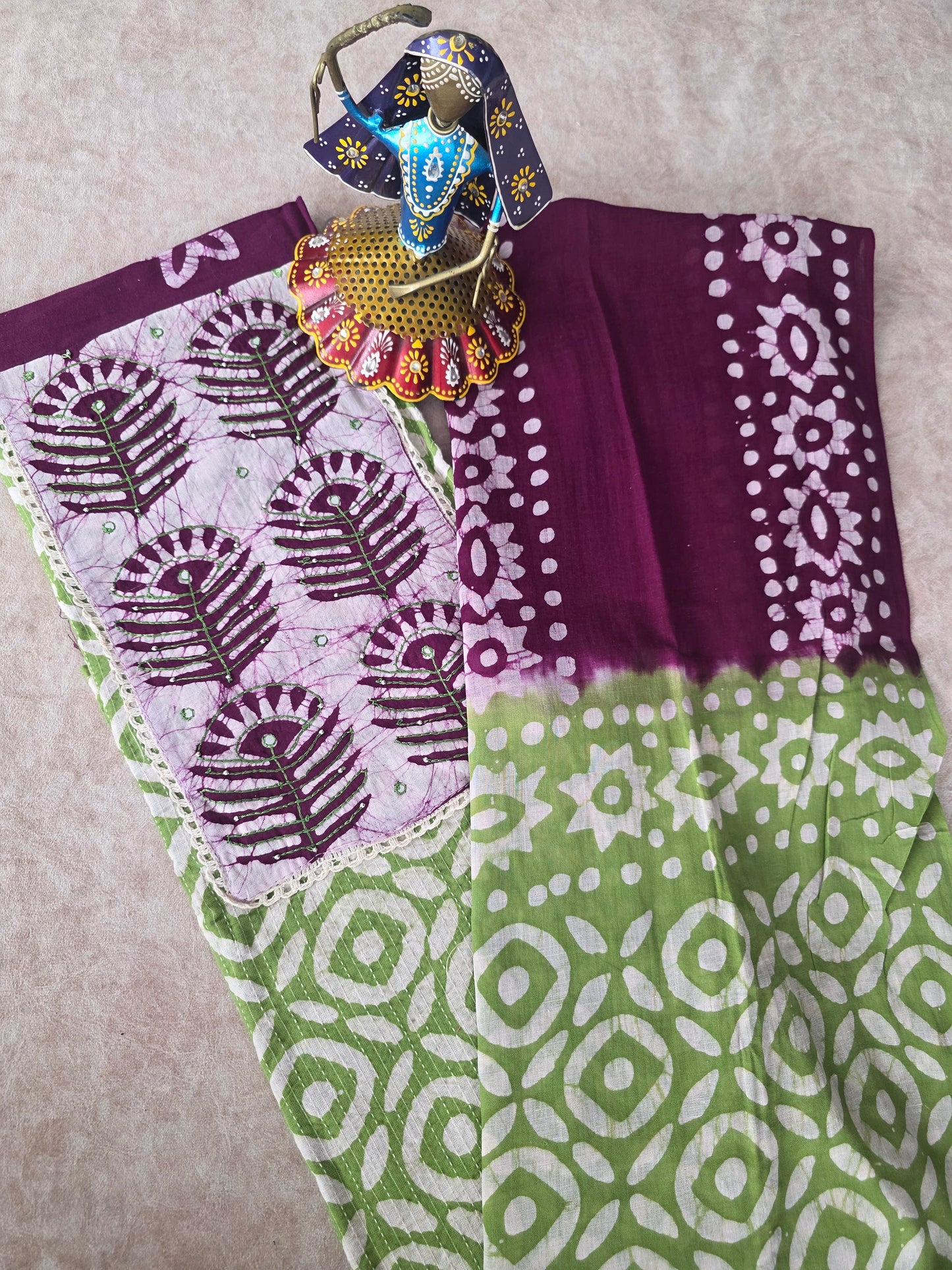 Batik kantha cotton set - green with maroon