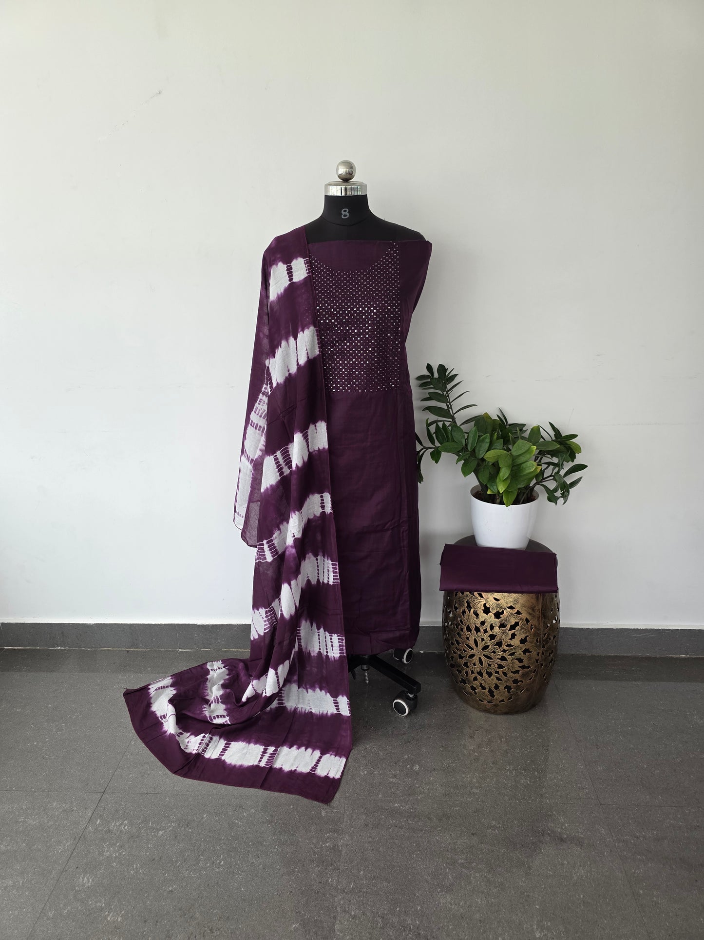Soft cotton top with batik silk shawl - cb6