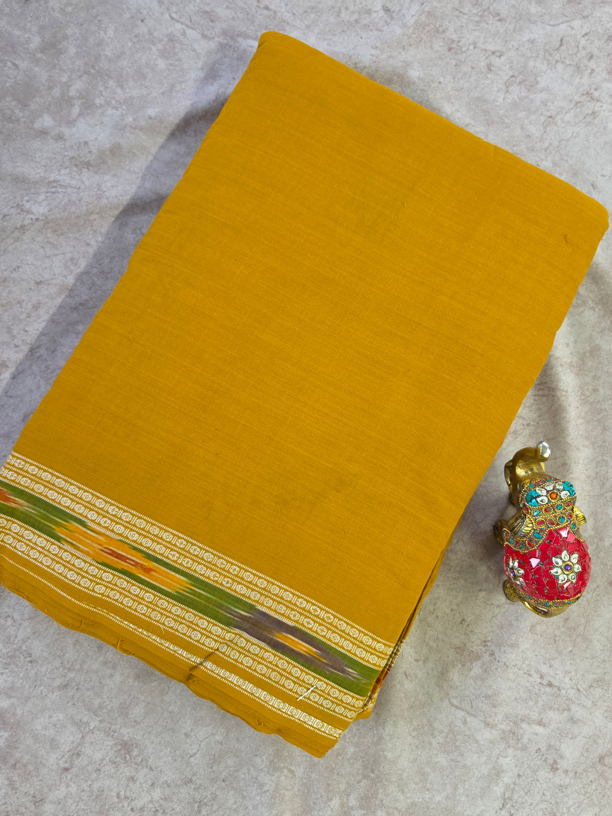 Pochampally prewashed south cotton fabric-HRM470