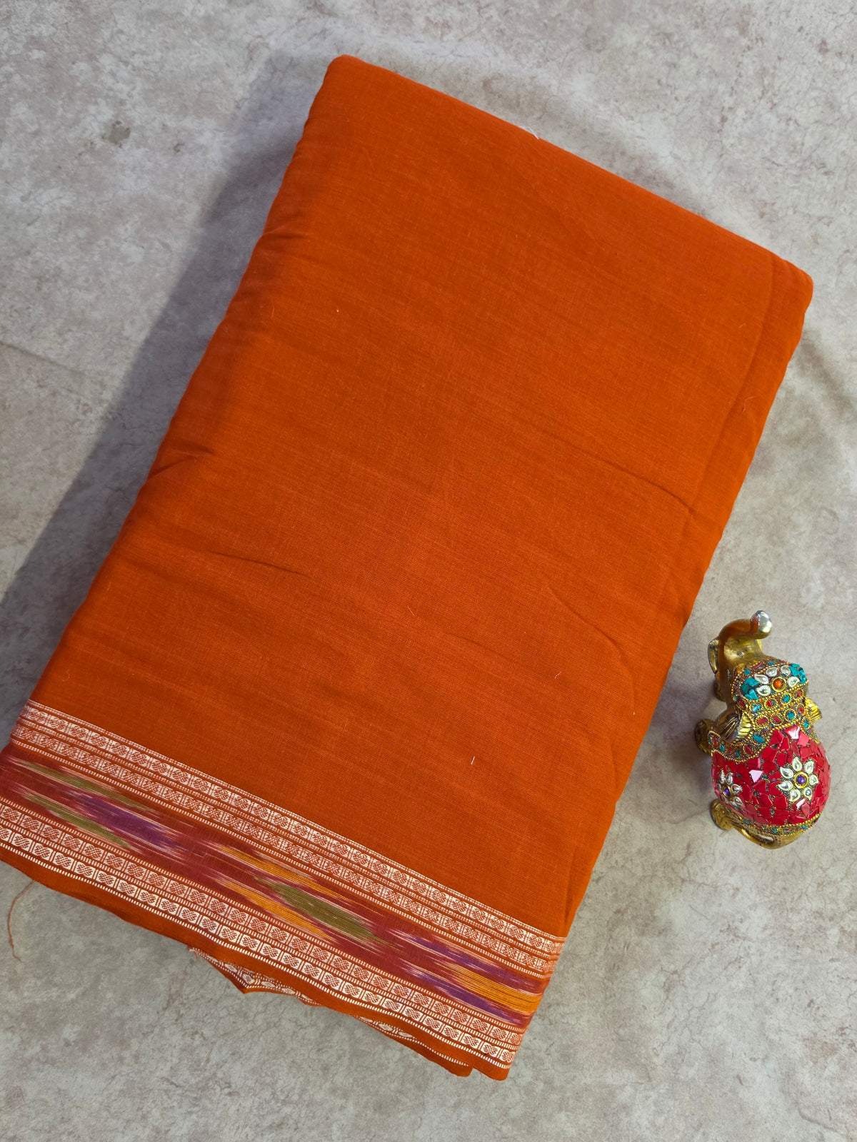 Pochampally prewashed south cotton fabric-HRM477