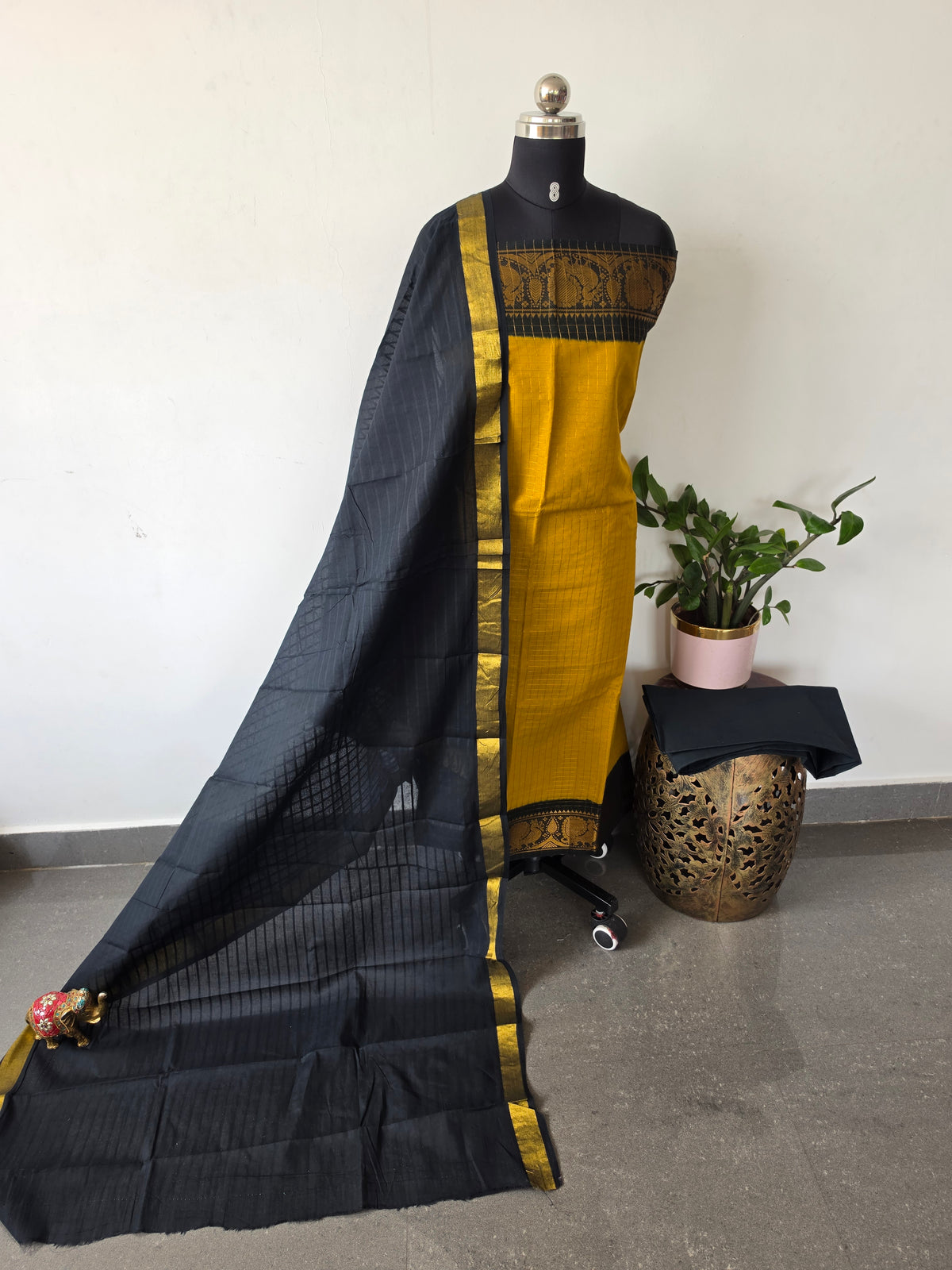 Madurai sungudi zari kattam salwar set-MS170