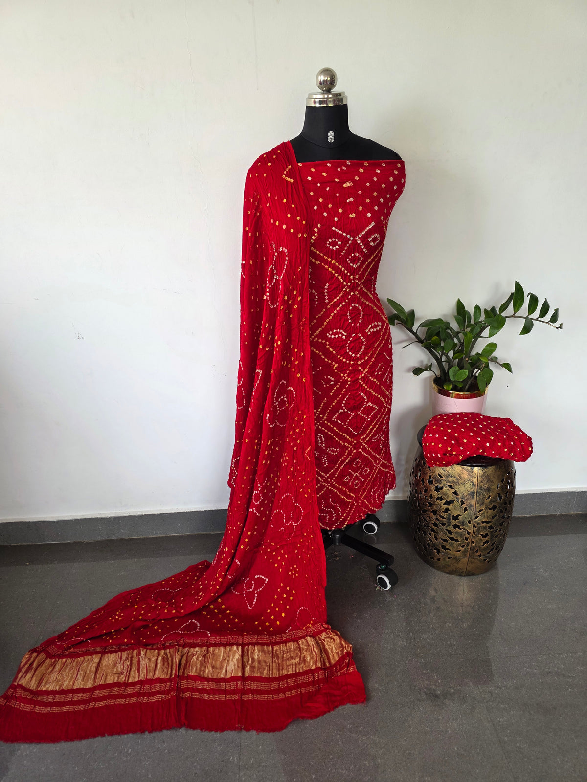 Handcrafted bandhani modal silk set with lagdi patta -BN197
