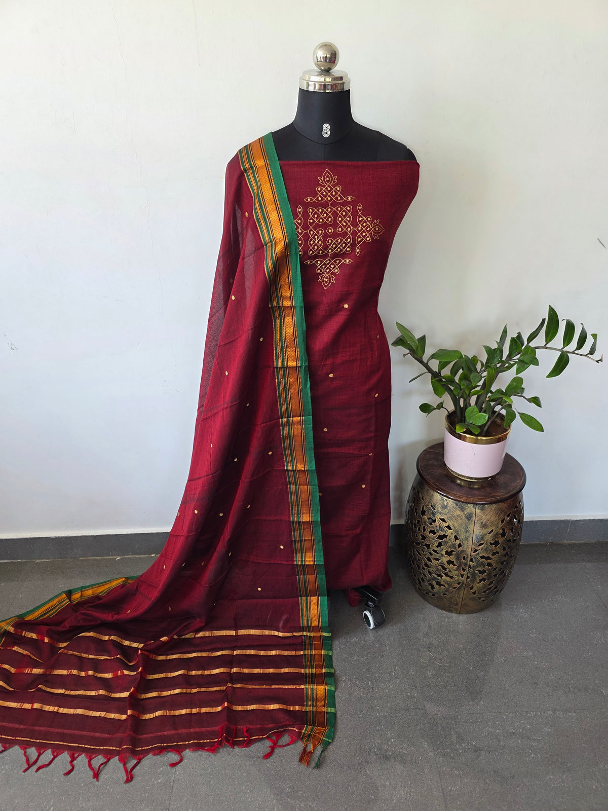 Kolam Embroidery Narayanapet salwar (4.5 mtrs) -NA798