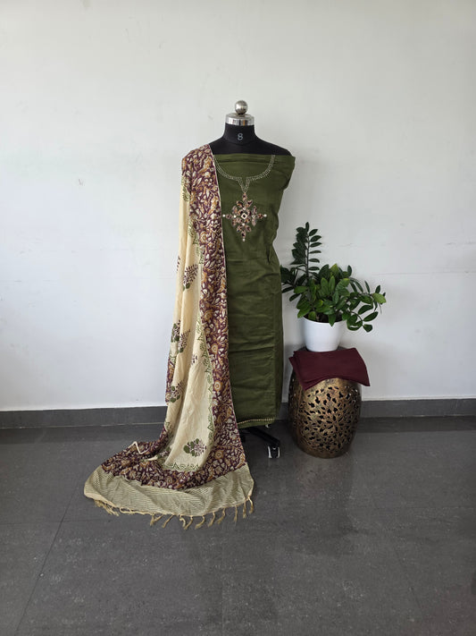 Premium dobby cotton top with soft kalamkari silk shawl - green