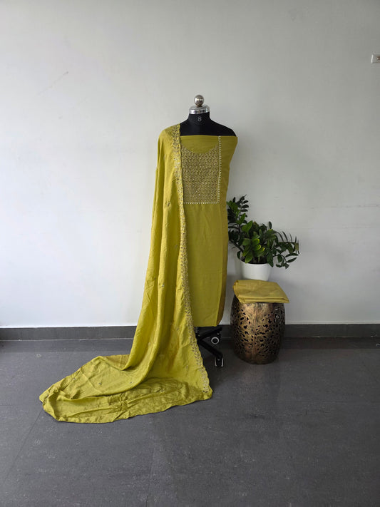 Premium soft silk set - V6