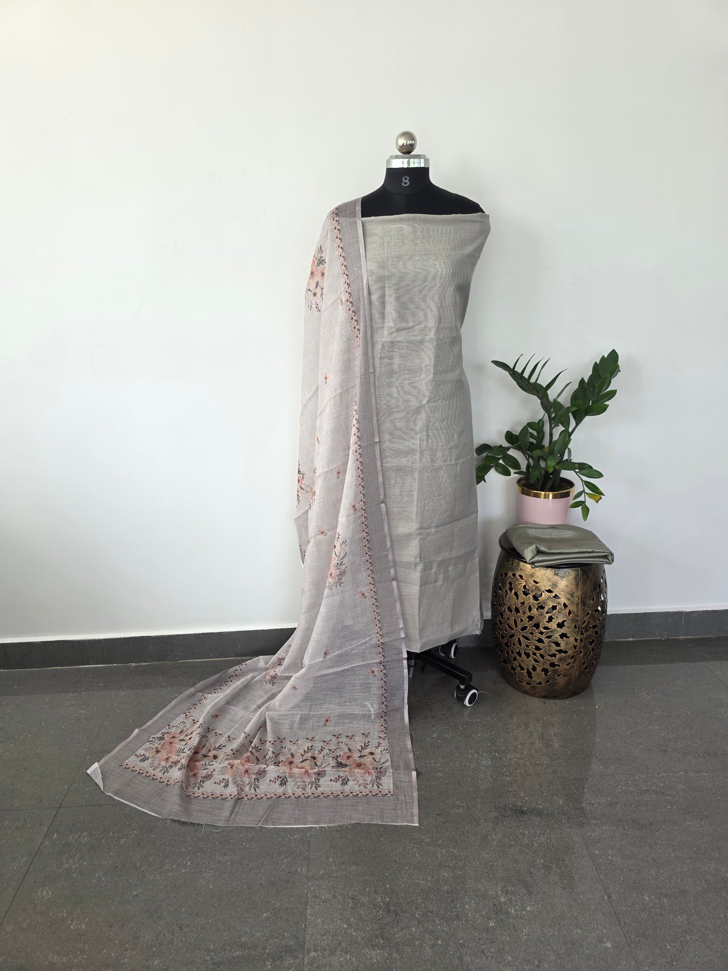 Fancy linen set - 33