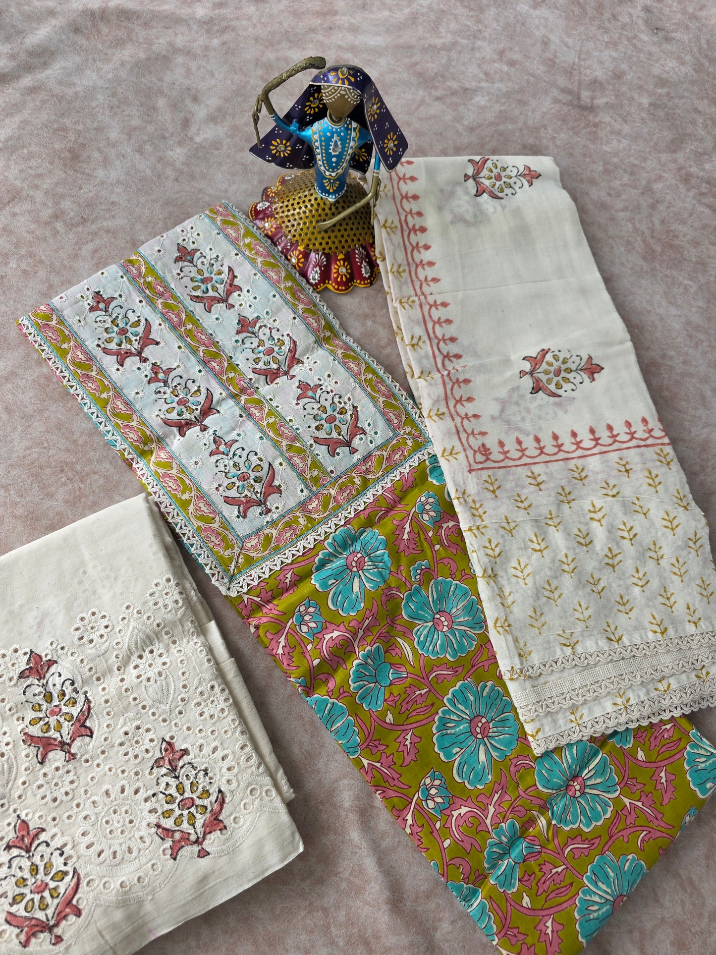 Jaipuri cotton set with hakoba bottom