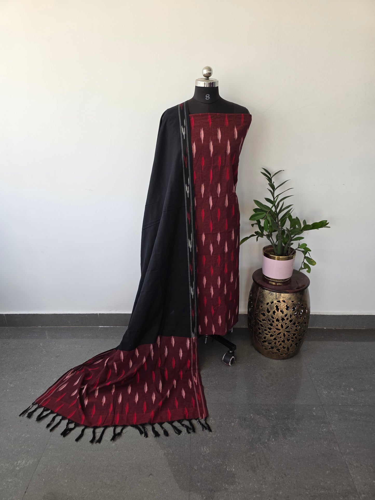 Pochampally ikkat cotton set (brown with black)- XD10