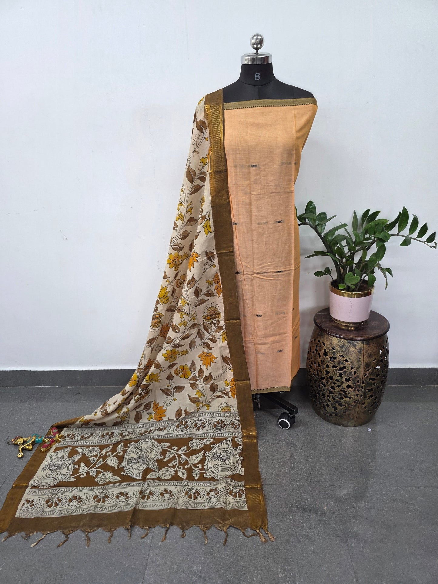 Fusion Narayanapet with handcrafted chennuri silk kalamkari duppatta - AK409