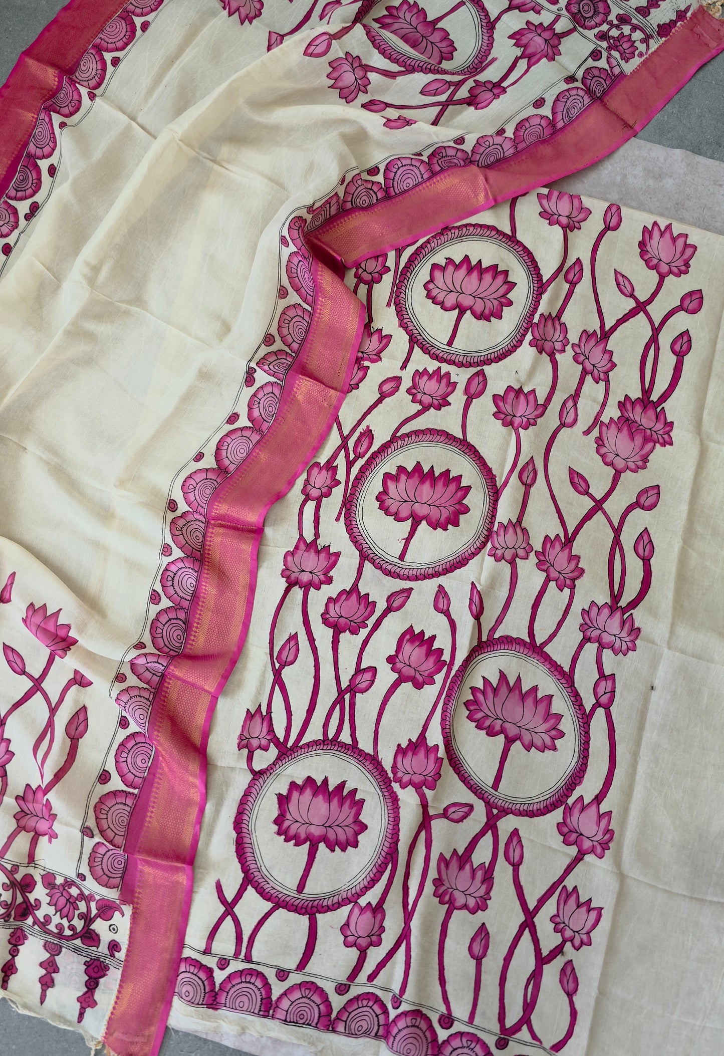 Handcrafted Kalahasthi Penkalamkari bangalore silk set - KH83