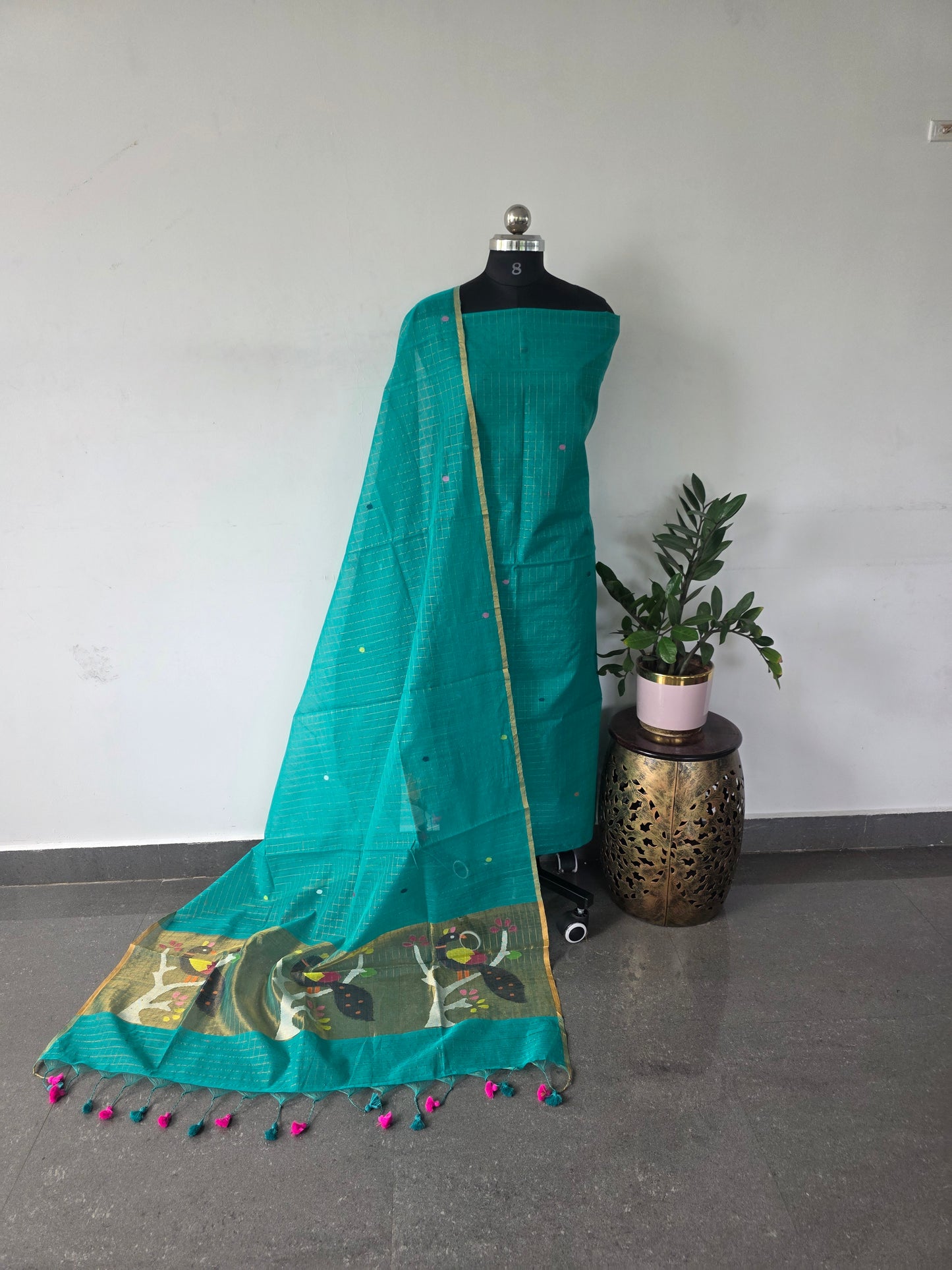 Premium zari checked muslin jamdhani set - HU54