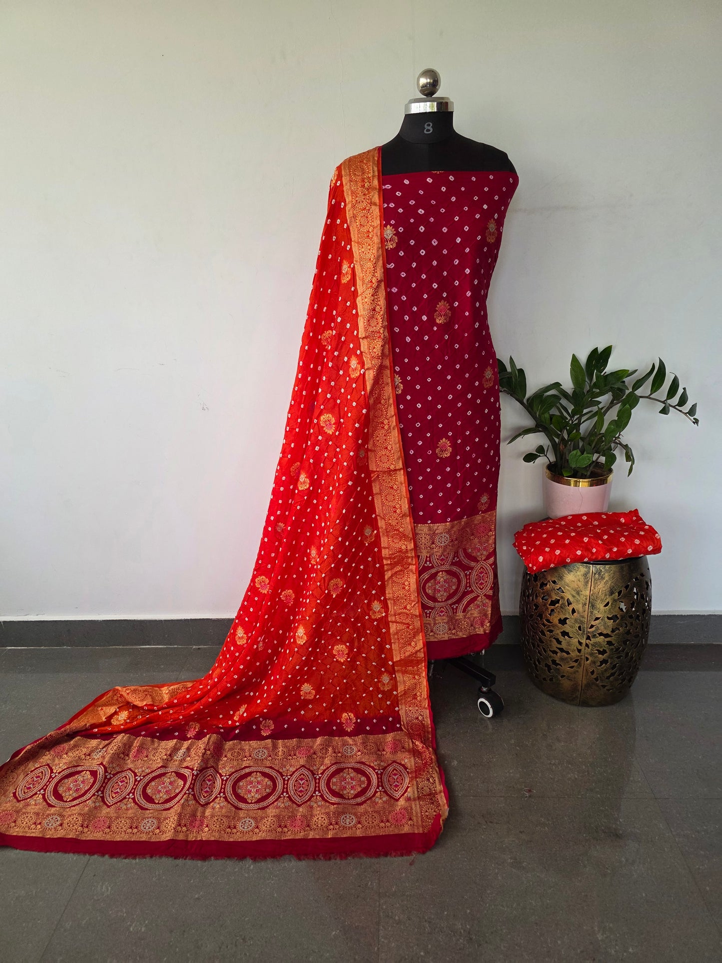 Handcrafted Dola silk banarasi bandhani set - BN140