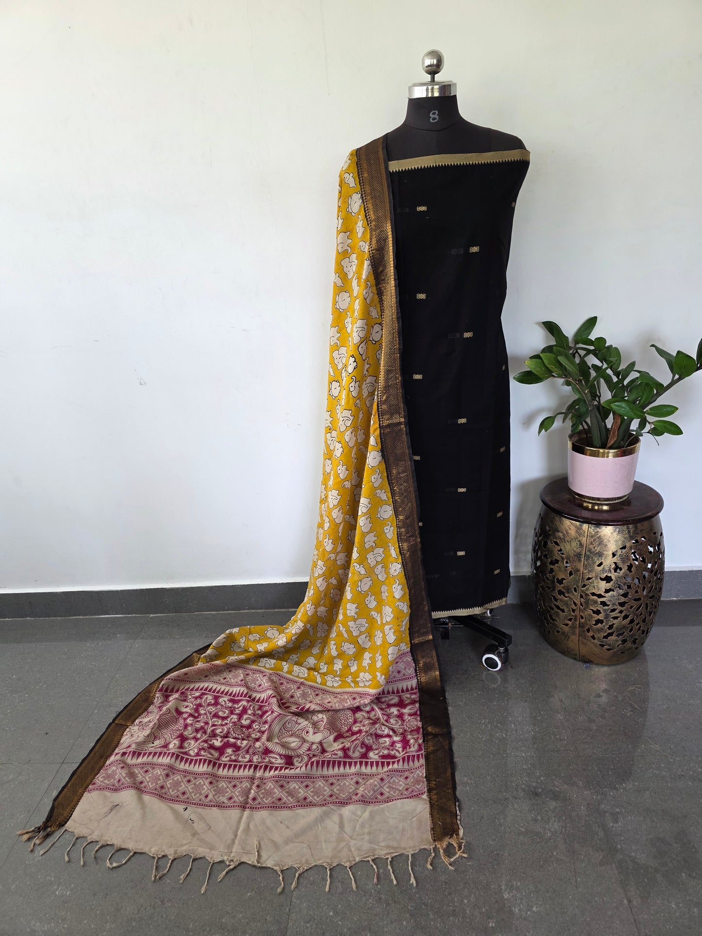Fusion Narayanapet with handcrafted chennuri silk kalamkari duppatta(Black) - NA512