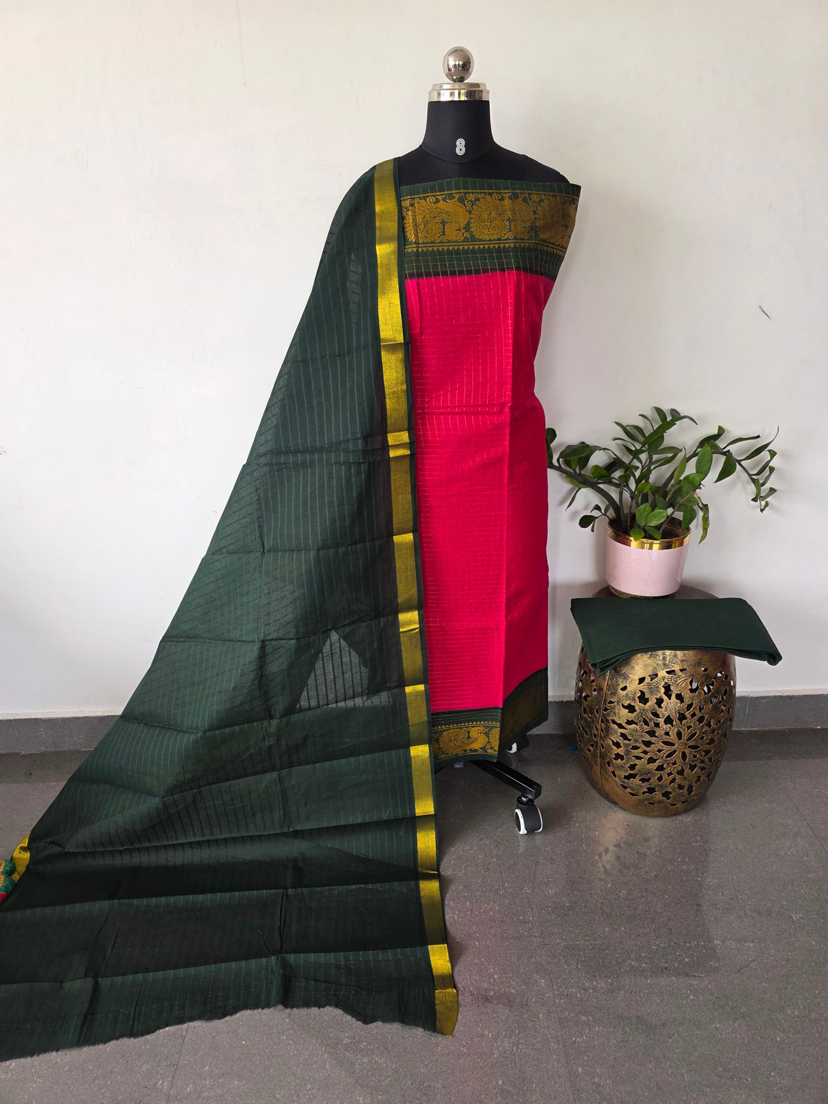 Madurai sungudi zari kattam salwar set -MS128