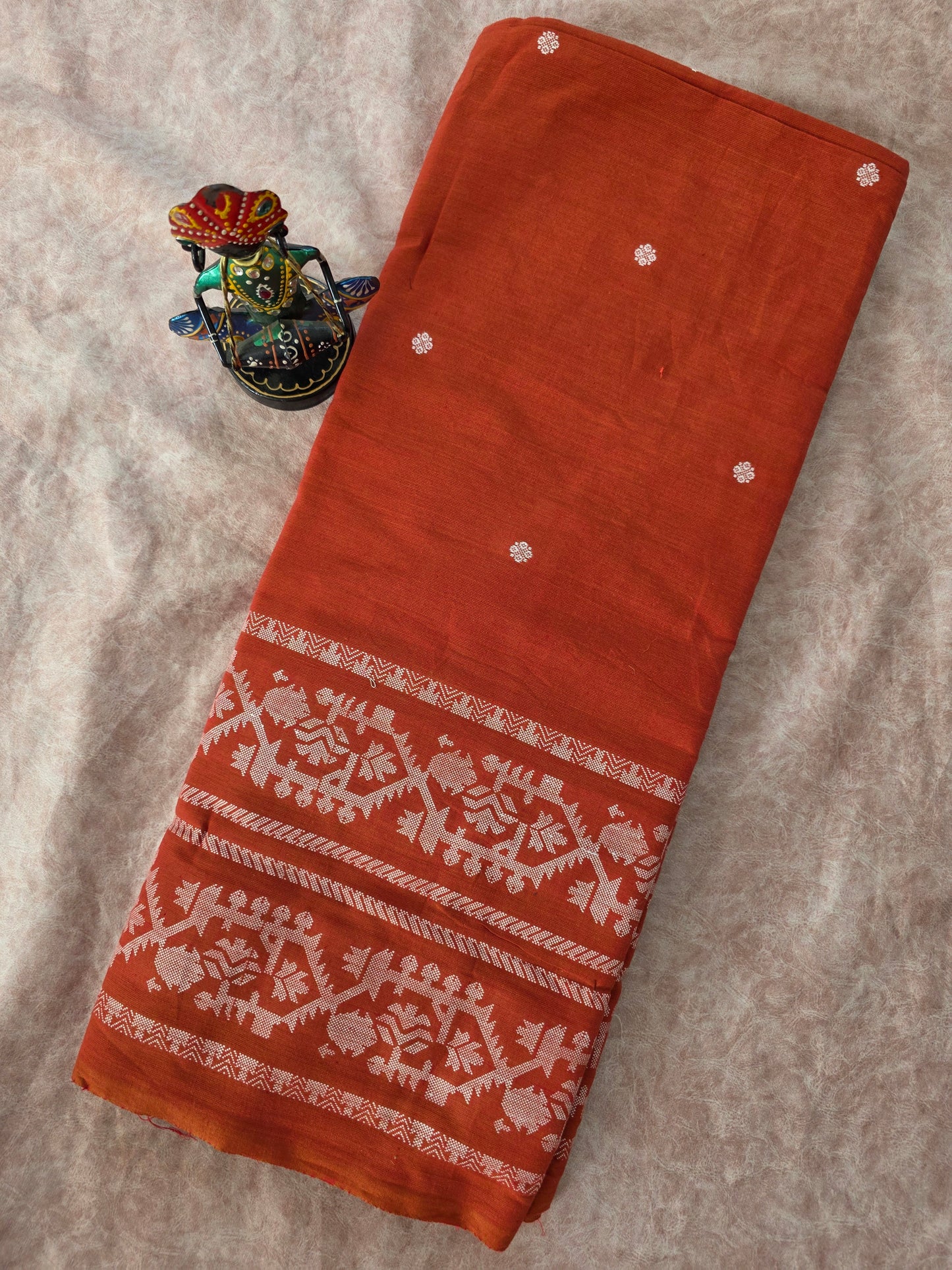South cotton Jamdhani Pure handloom cotton running material (0.5 mtrs) - HRM171