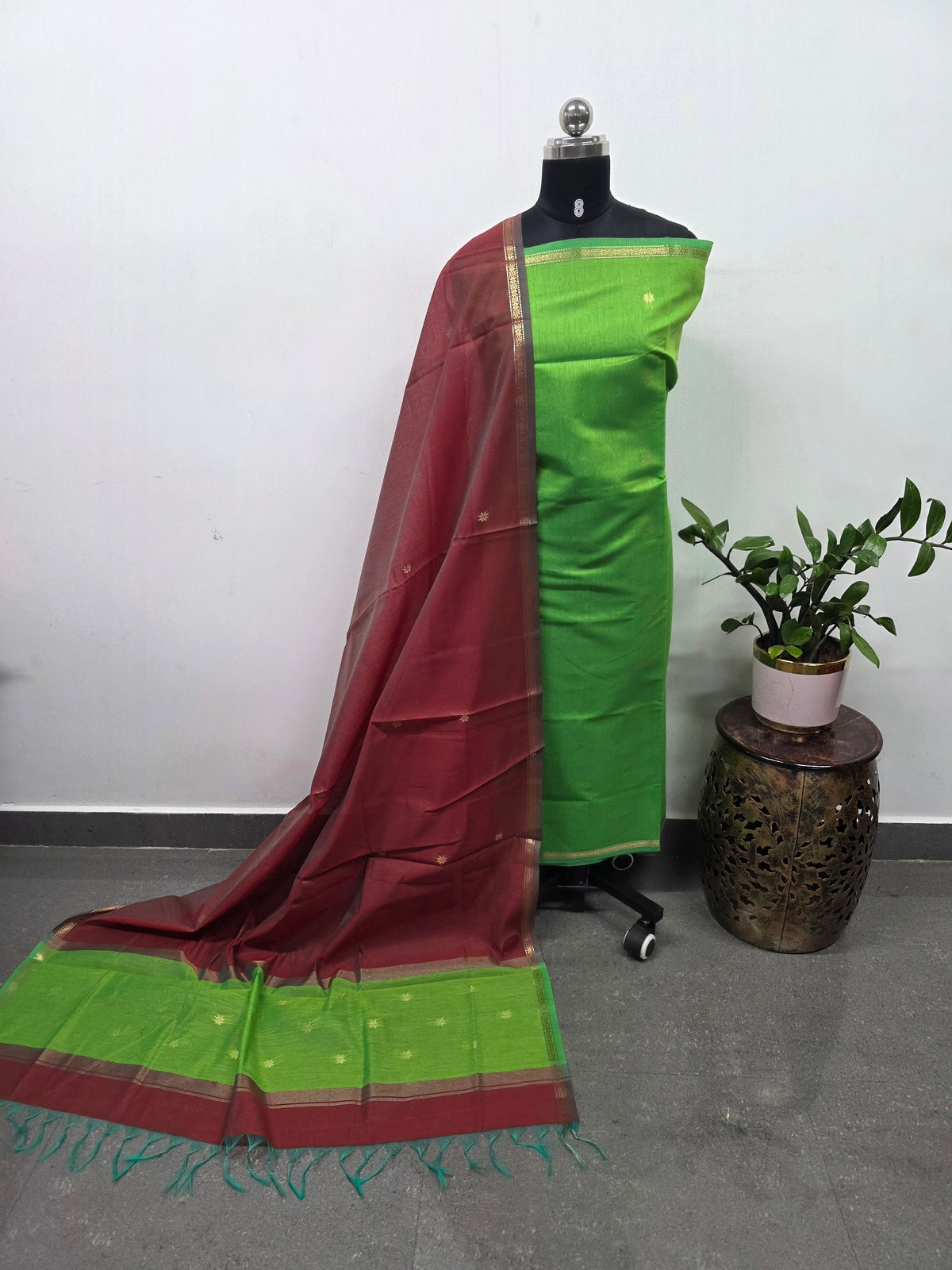 Semi Maheshwari silk set-SM382