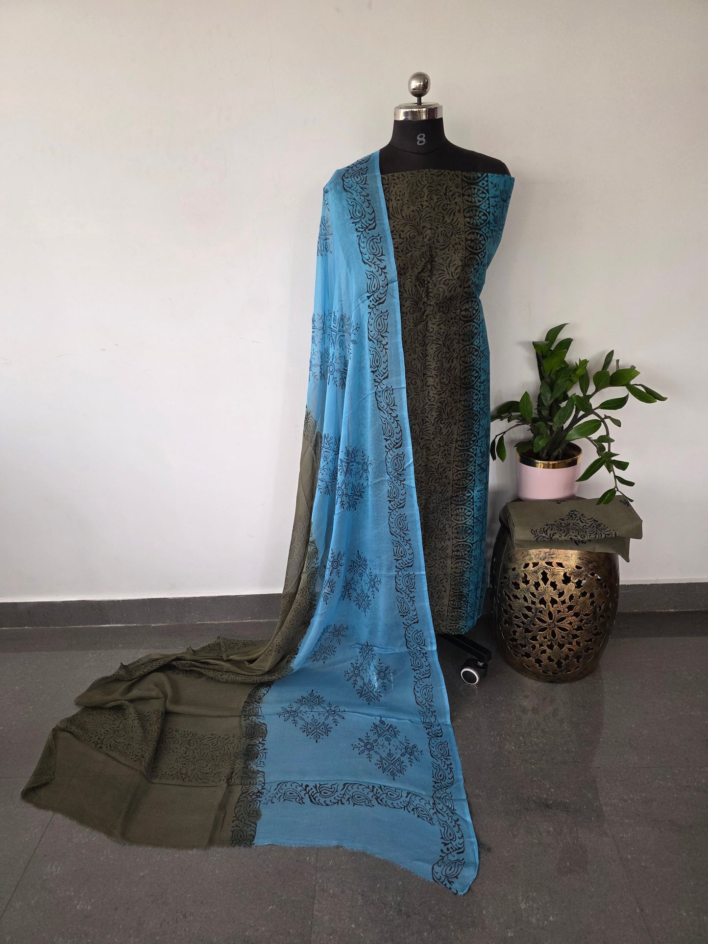 Supernet Handblock cotton with georgette shawl(with lining)- GE102