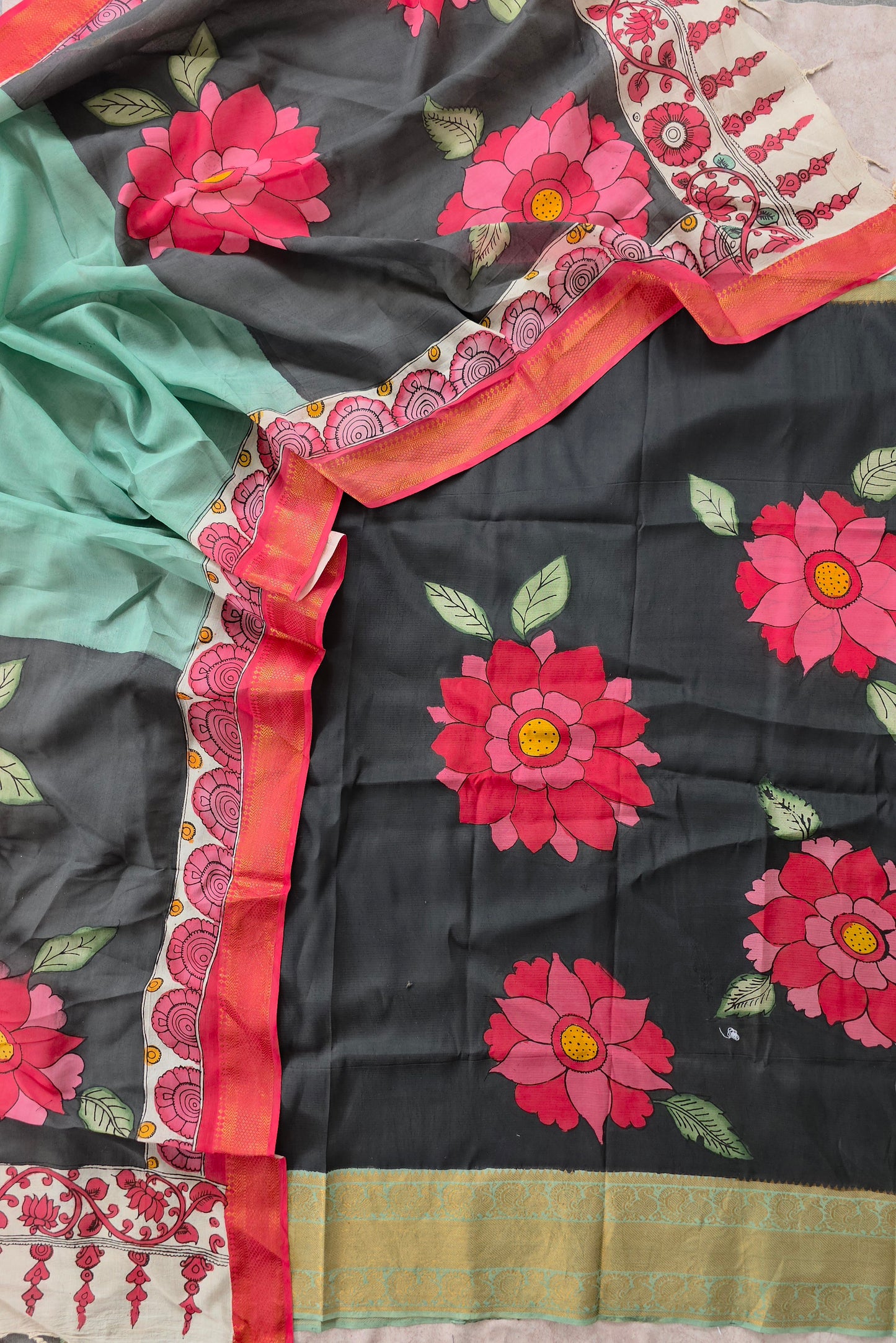 Handcrafted Kalahasthi Penkalamkari bangalore silk set - KH62