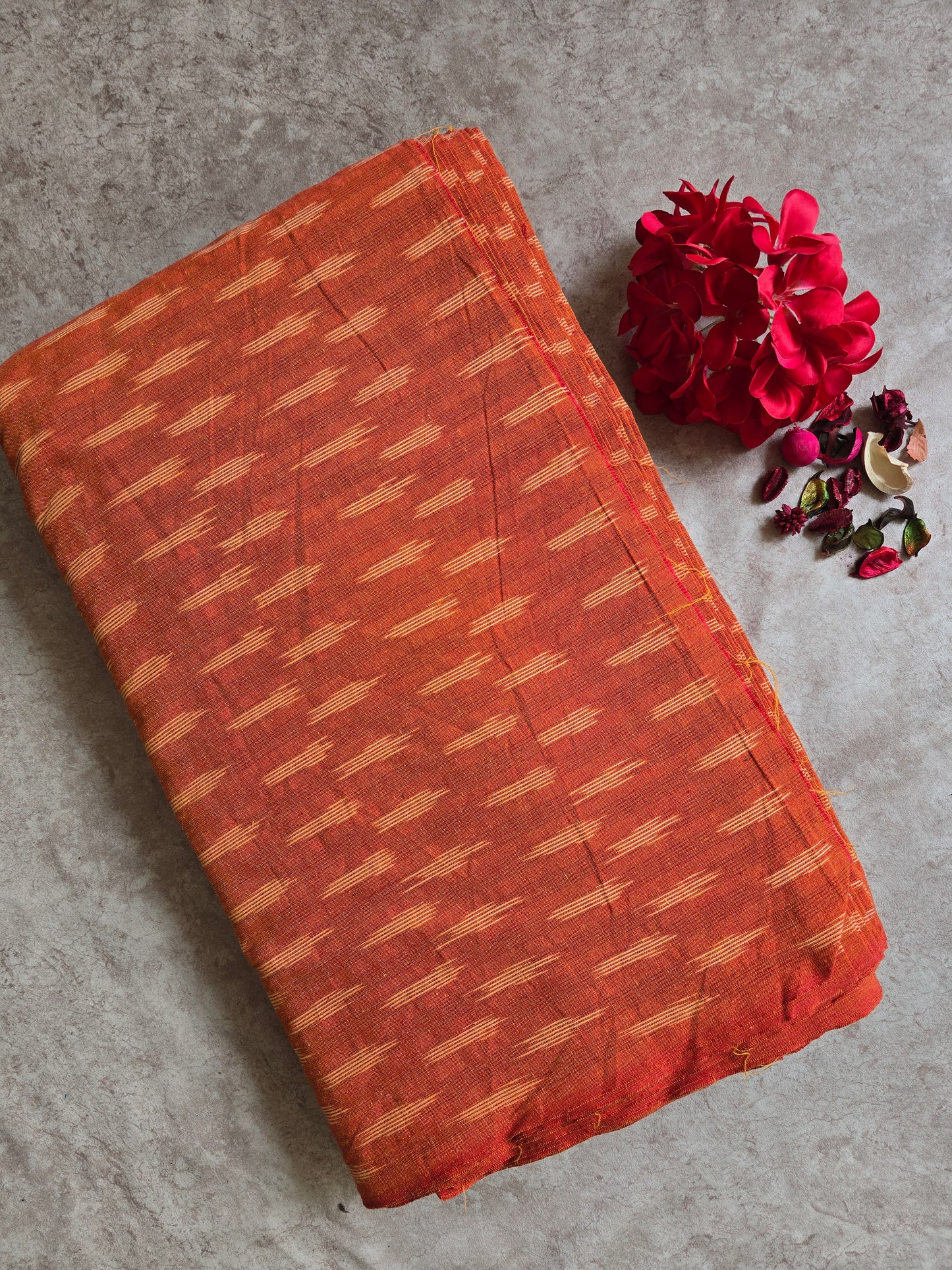 Pochampally ikkat running material ( 0.5 mtrs ) - MZ8