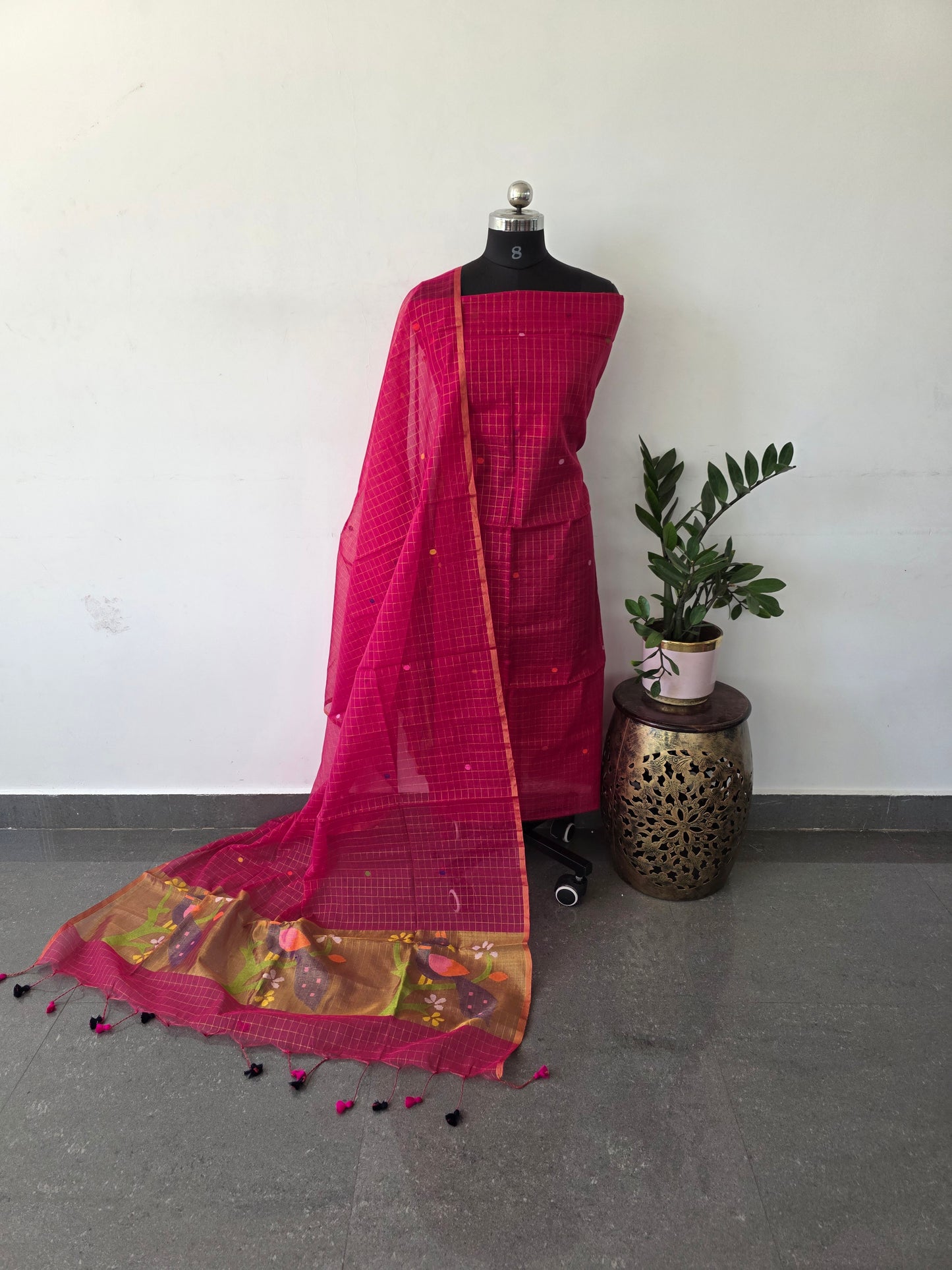 Premium zari checked muslin jamdhani - ZA8