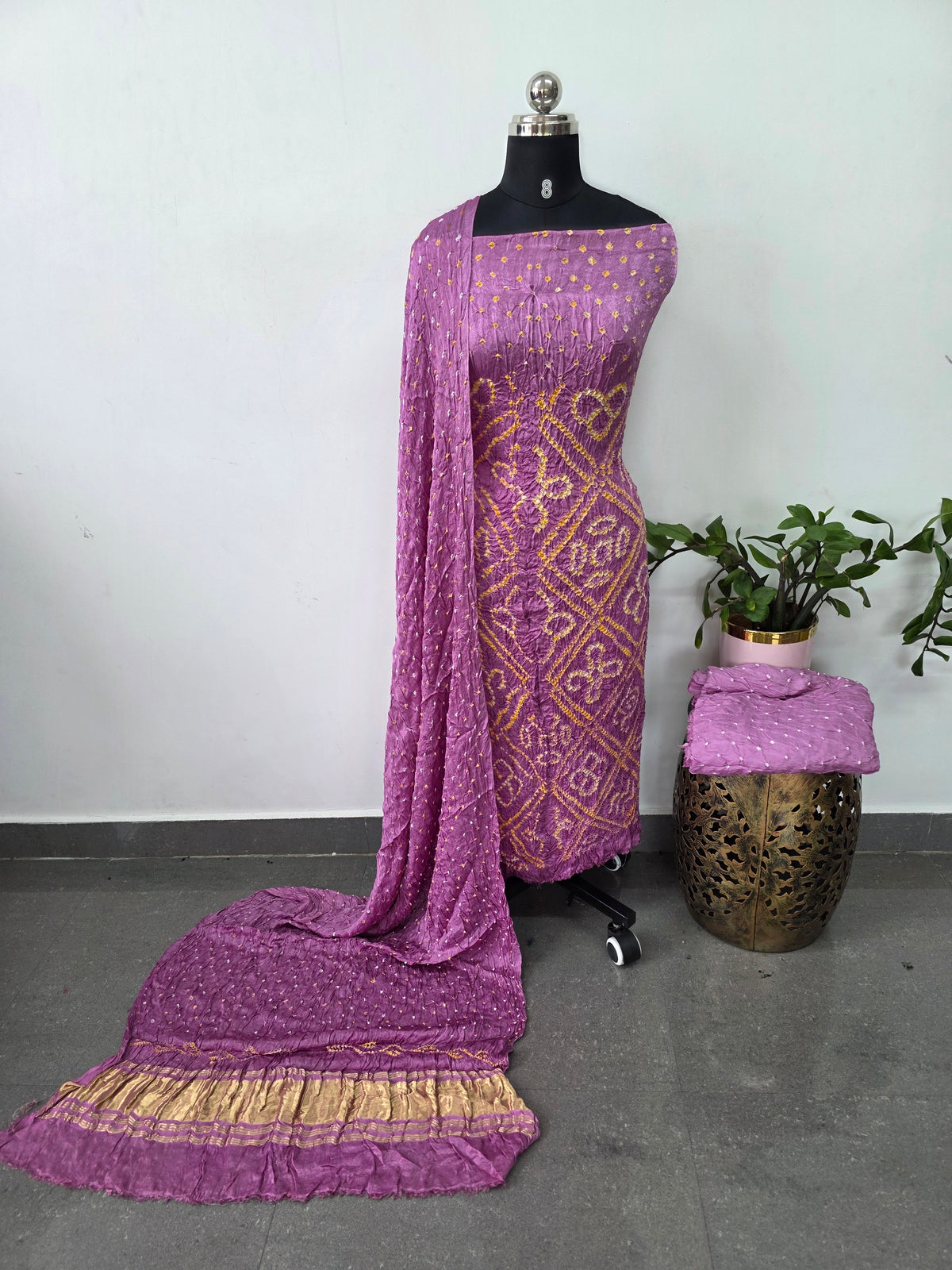 Handcrafted bandhani modal salwar set with lagdi patta pallu - B123