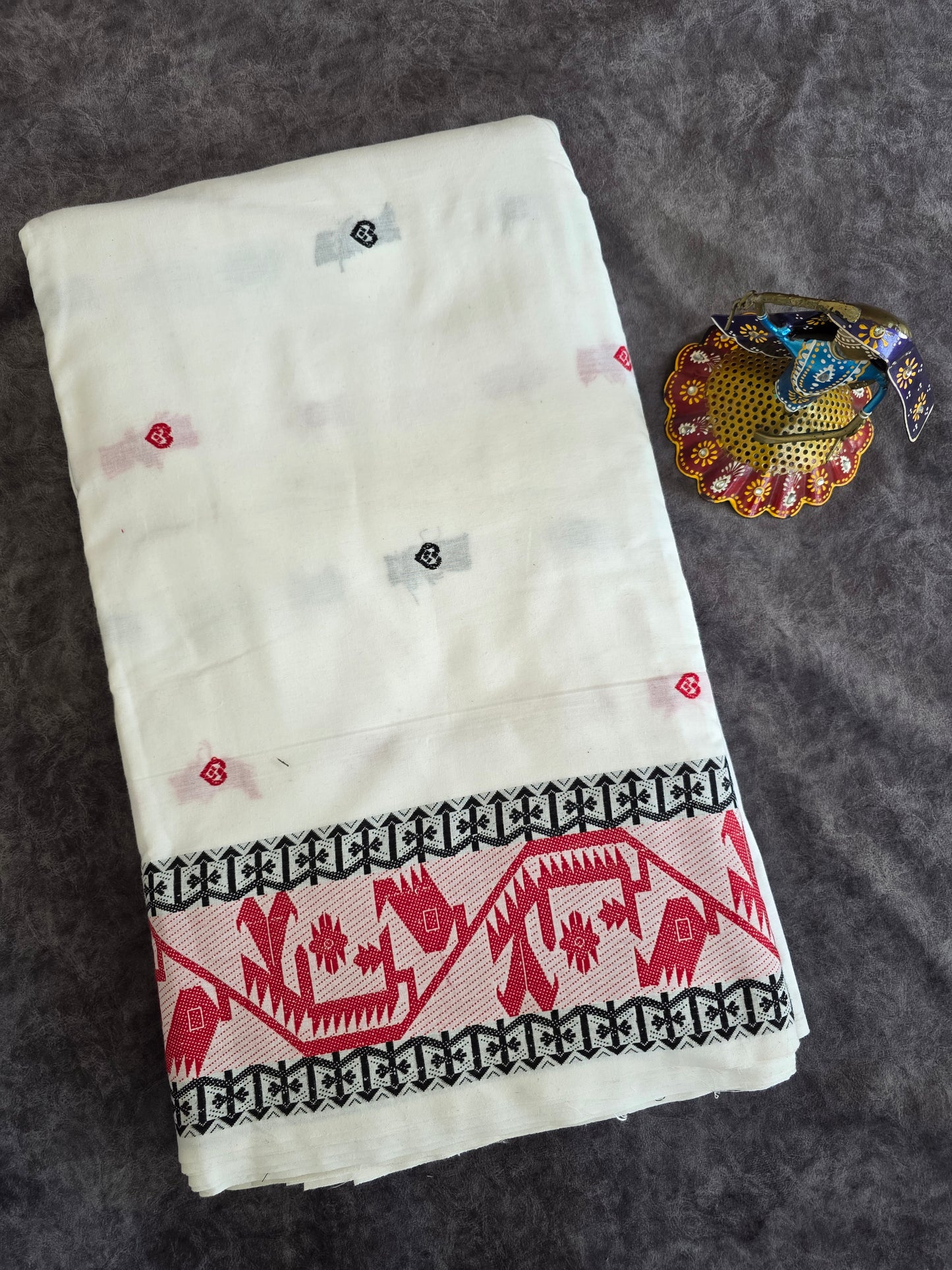 Prewashed Jamdhani Pure handloom cotton running material (0.5 mtrs) - HRM87
