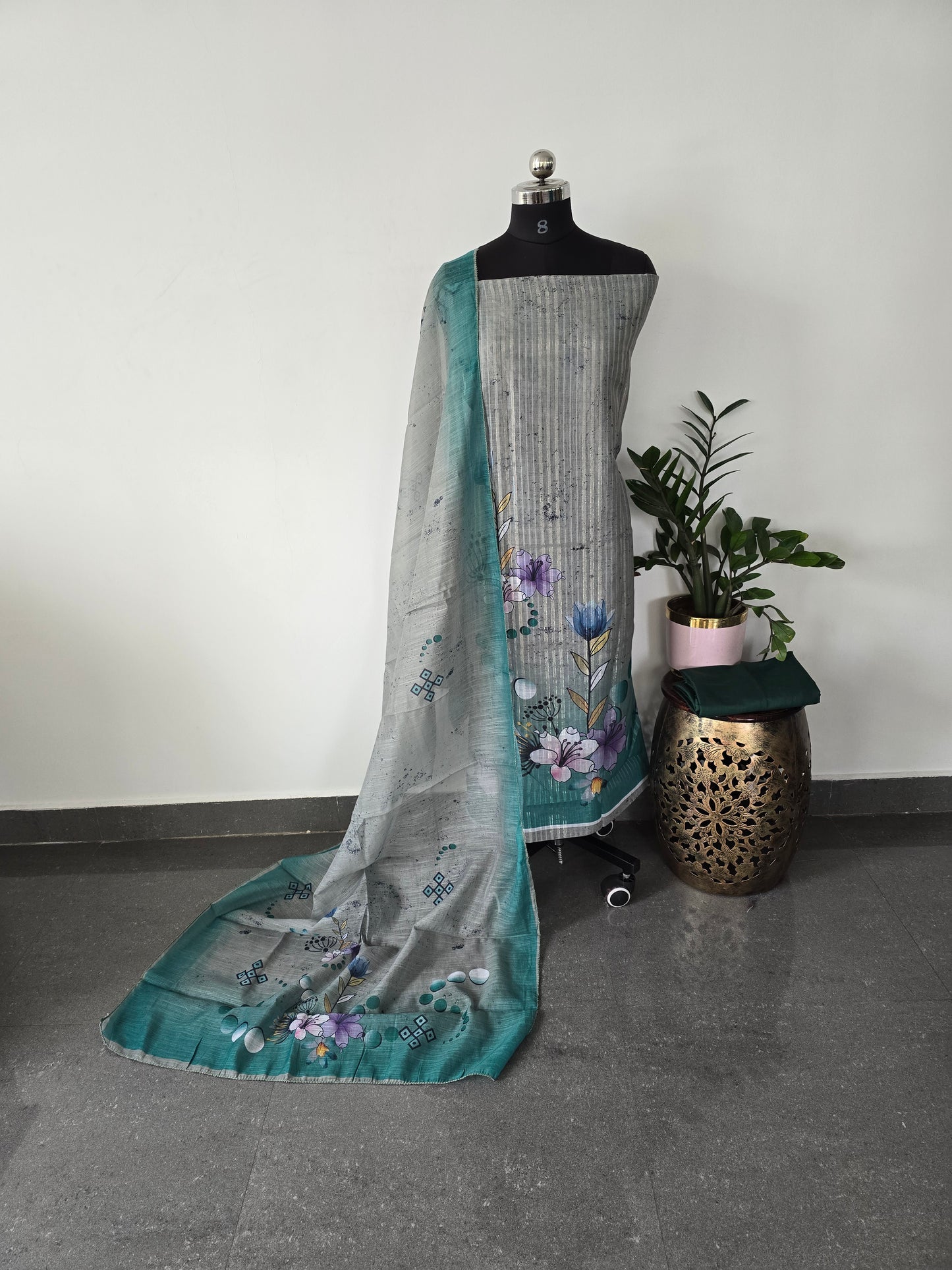 Fancy linen set with zari lines - POS