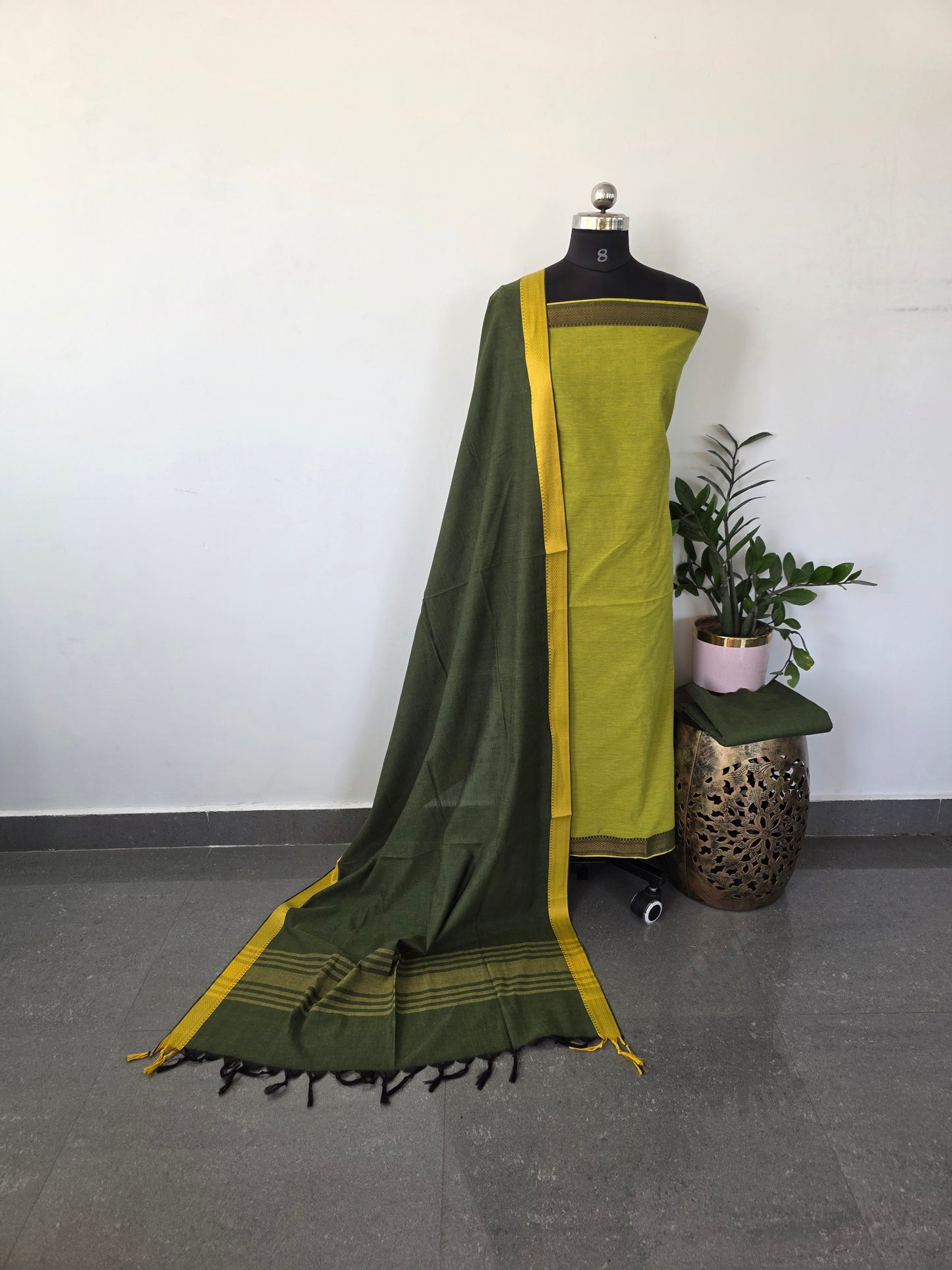 Handloom cotton with mangalagiri border - HH1