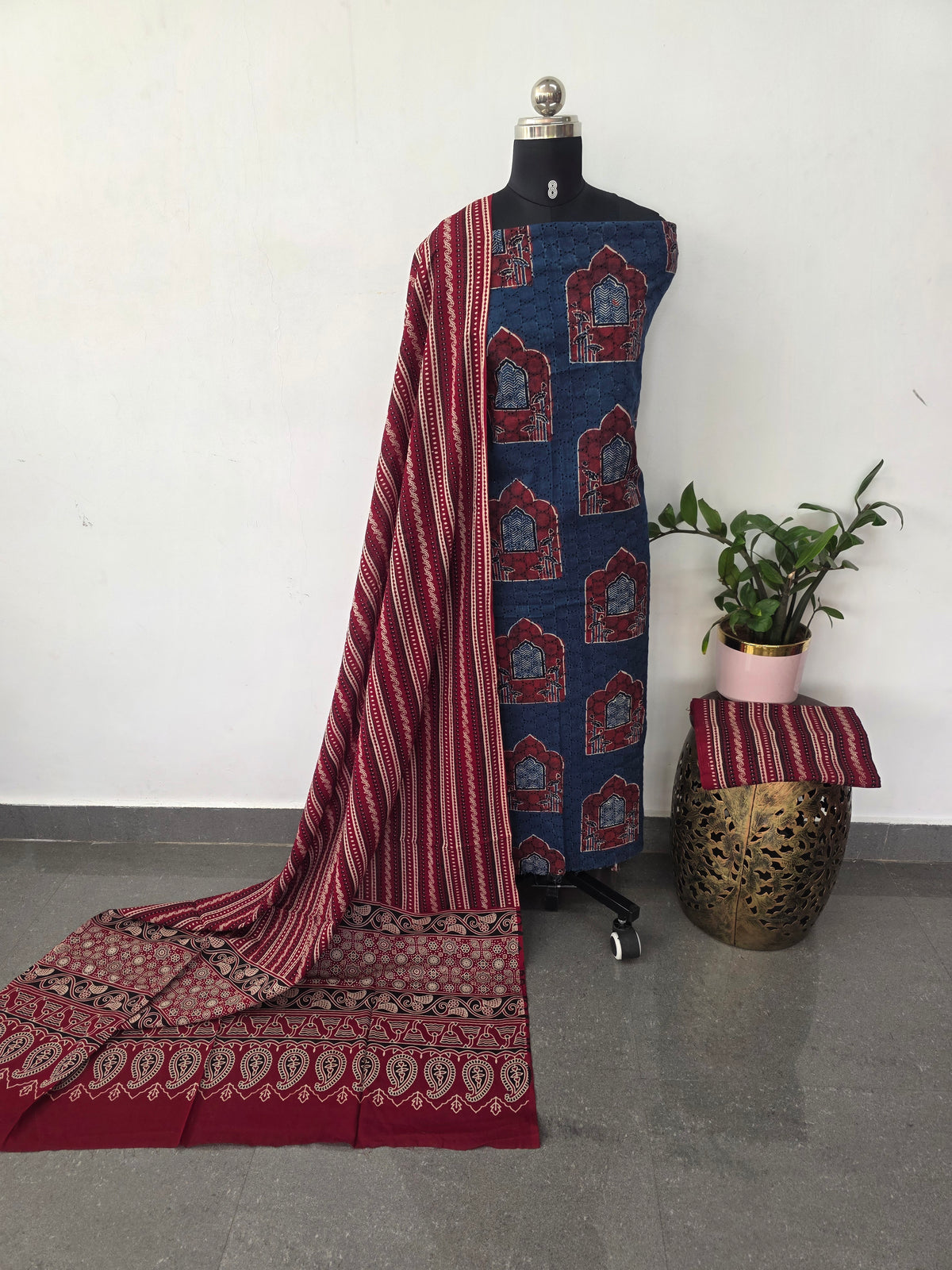 Handcrafted hakoba ajrakh cotton set -HZ336