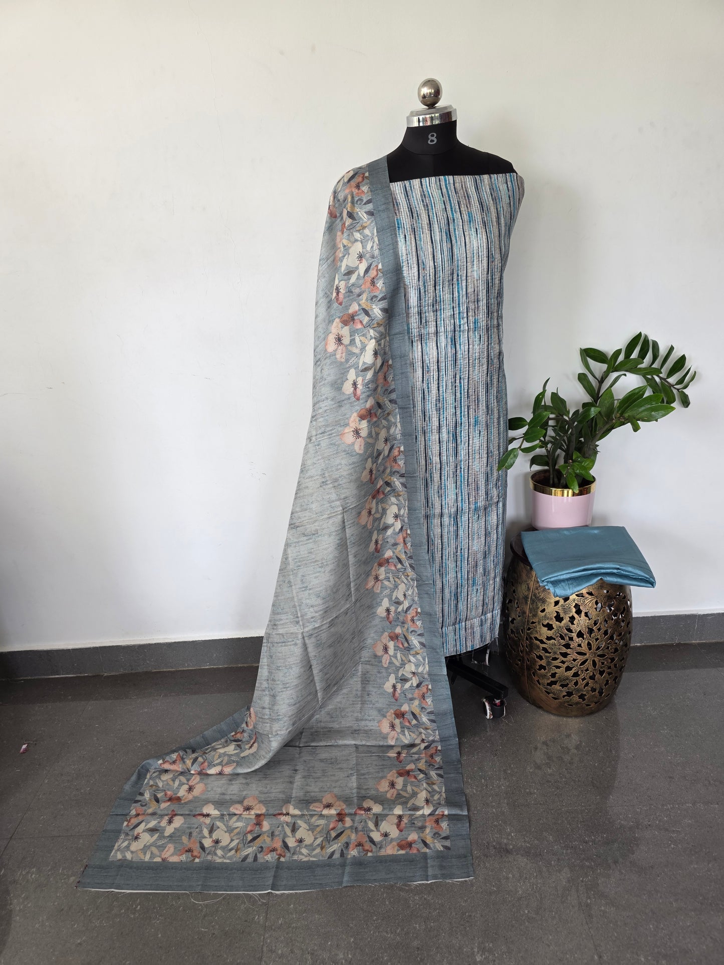 Fancy tussar silk set - CLA412