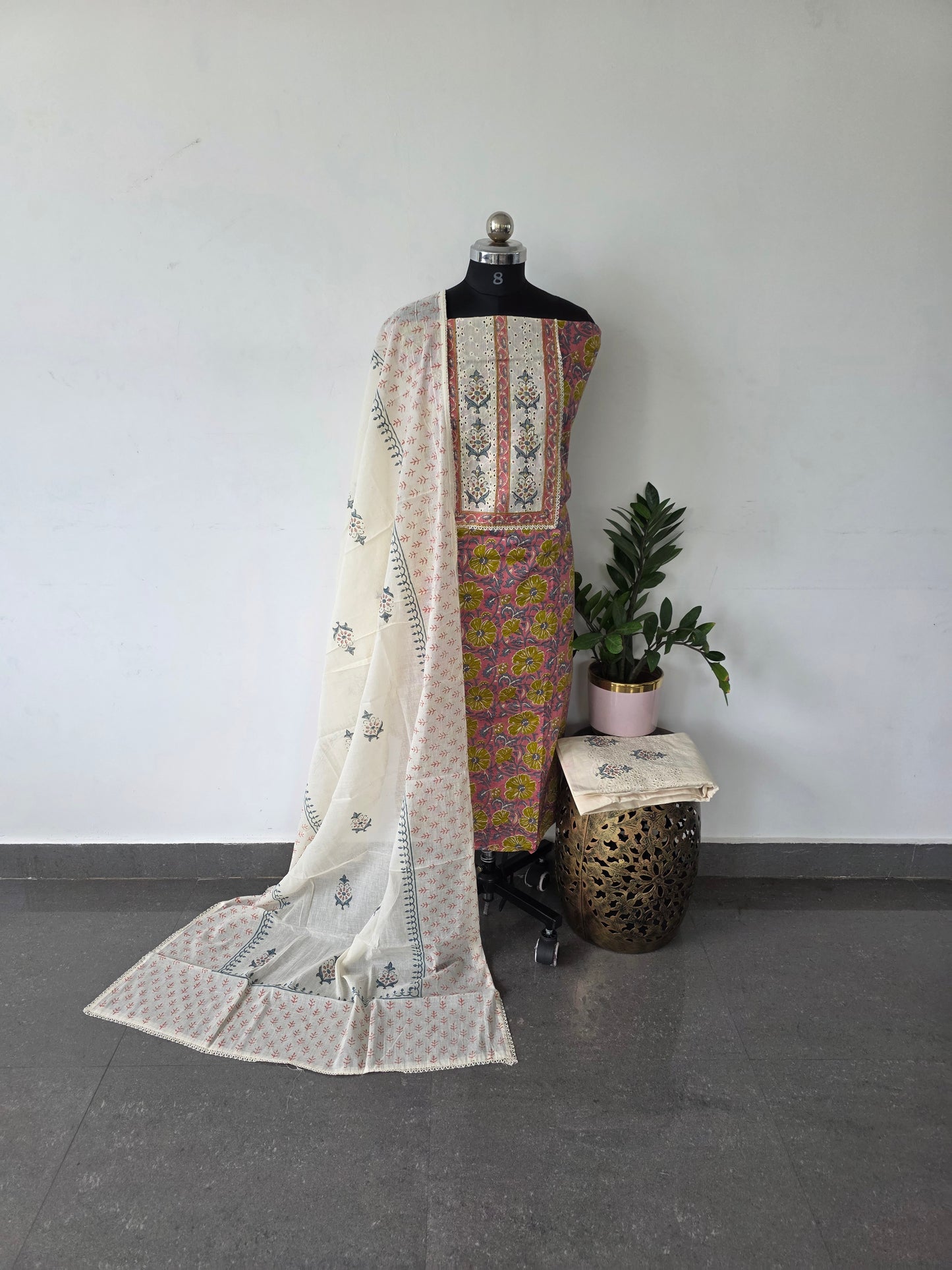 Jaipuri cotton set with hakoba bottom