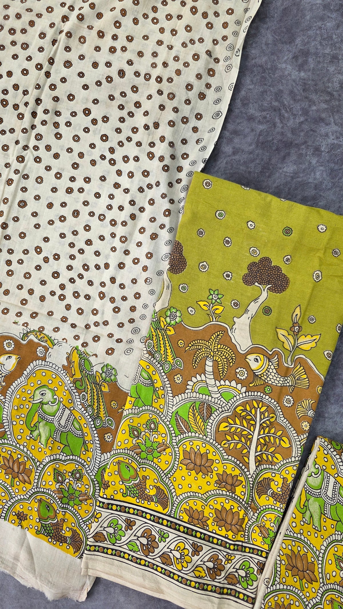 Handcrafted kalamkari cotton set (3 pc)-AK573