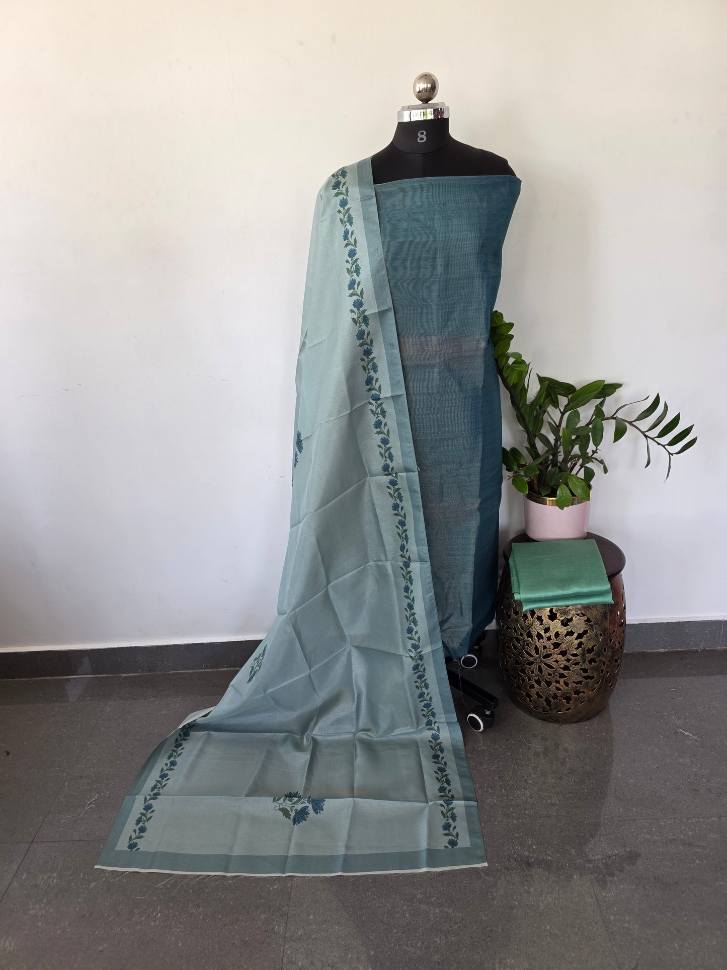 Fancy tissue silk set - CLA114