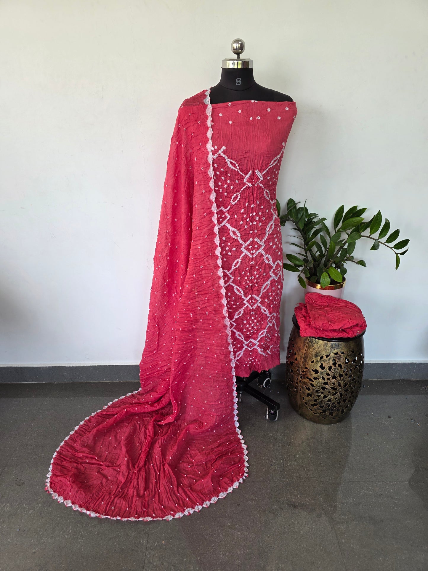 Handcrafted bandhani cotton set -B69