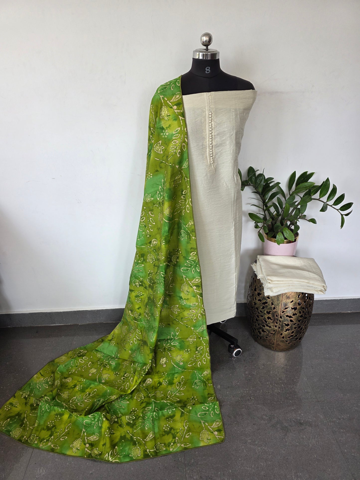 Fancy vichitra silk set - CLA471