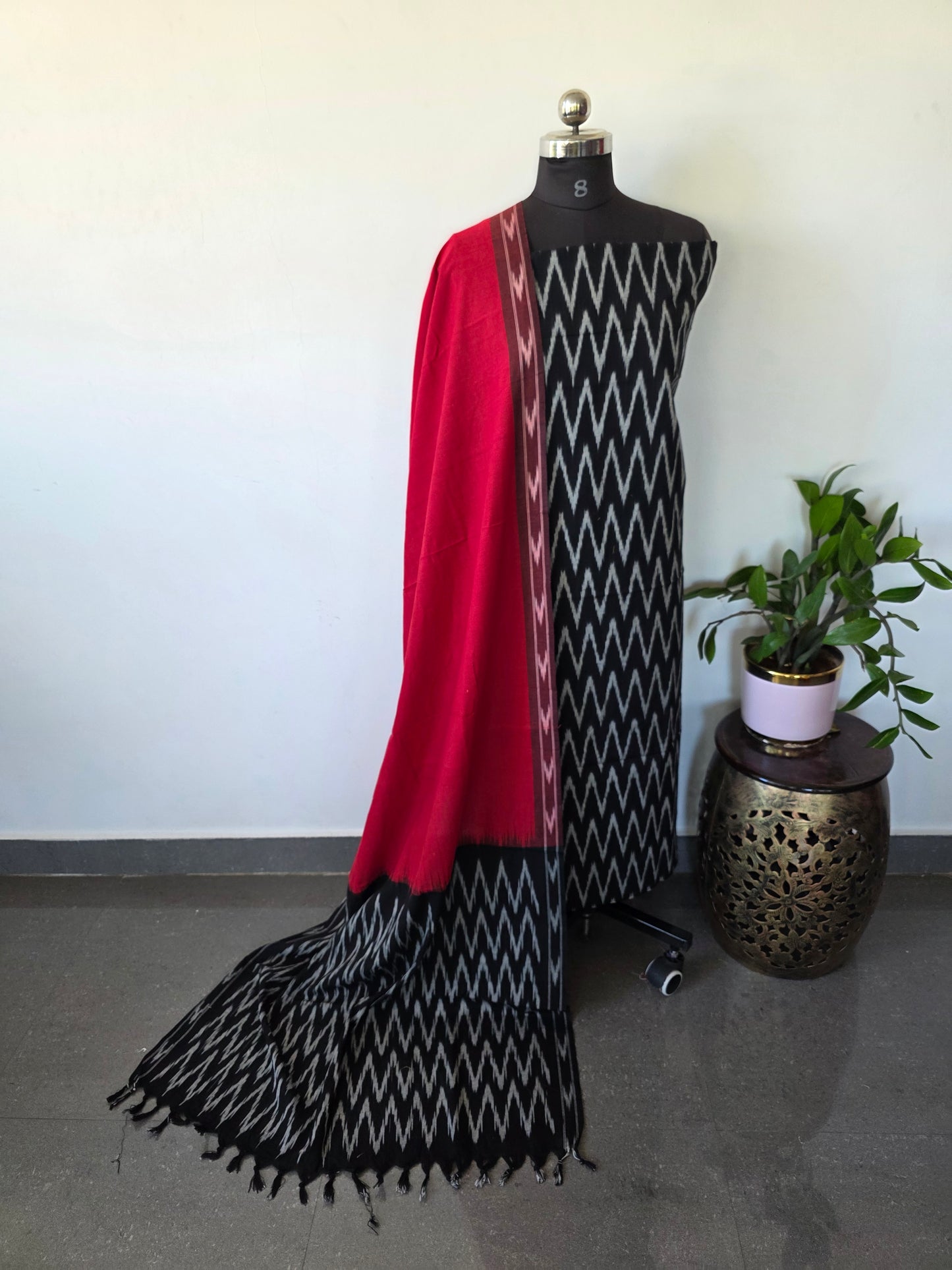 Pochampally ikkat cotton set - KK81