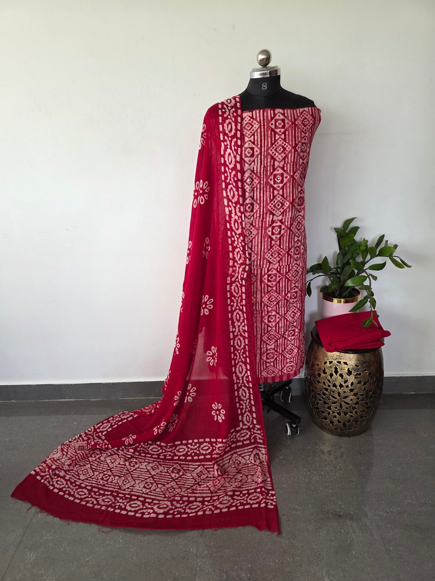 Dull patta kantha batik cotton set with mirror work - BA235
