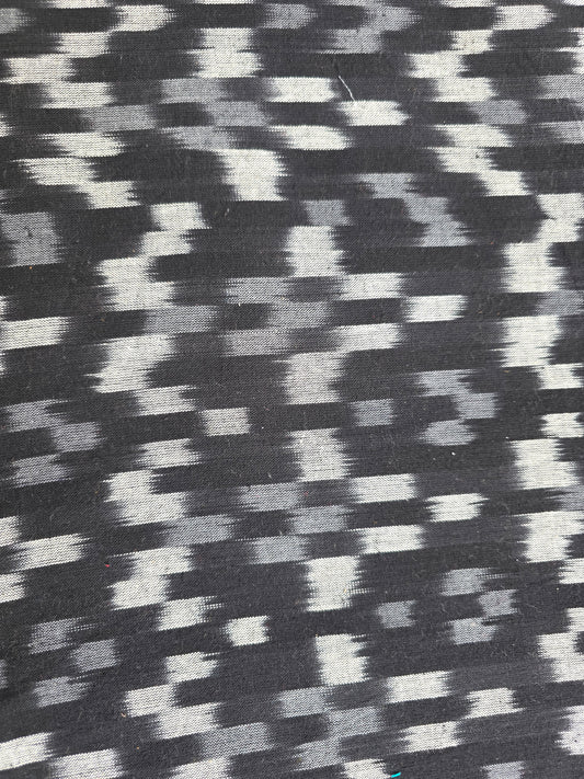 Pochampally ikkat running material (2.50 meter) - PA2