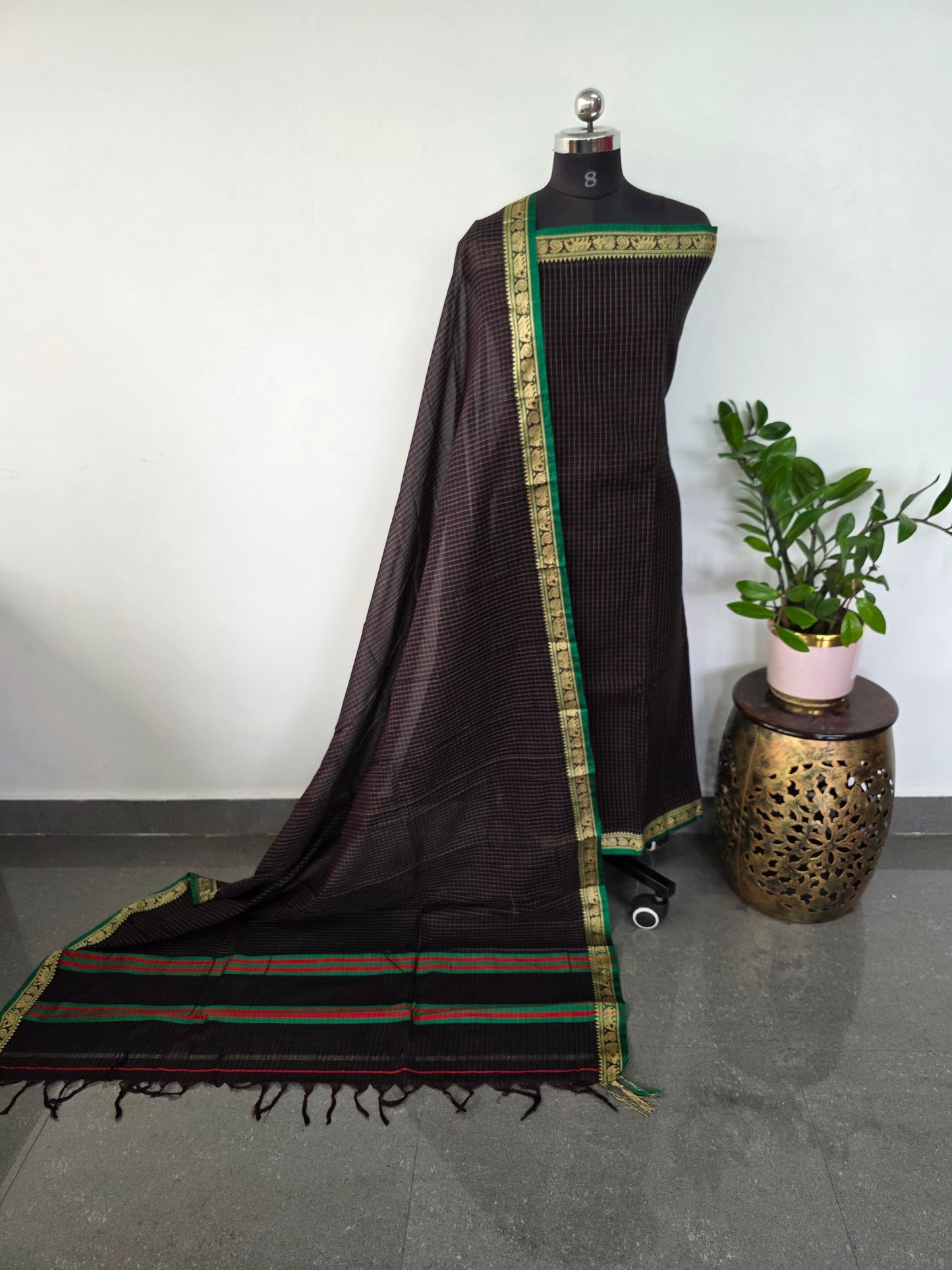 Checked Mercerised narayanapet salwar set with elephant border (4.5 meters)- NA420