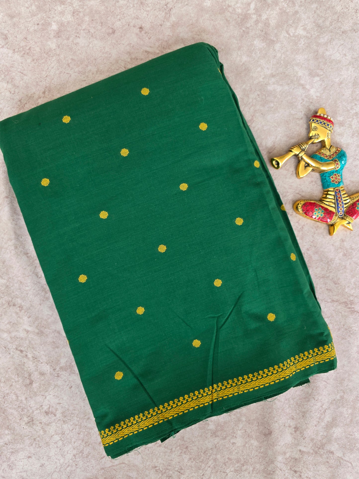 Prewashed Pure handloom cotton running material ( 0.5 mtrs ) - HRM128