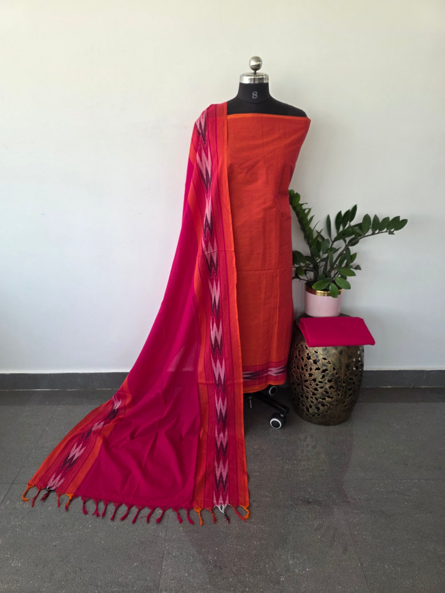 Handloom cotton with Pochampally border set -PHC16