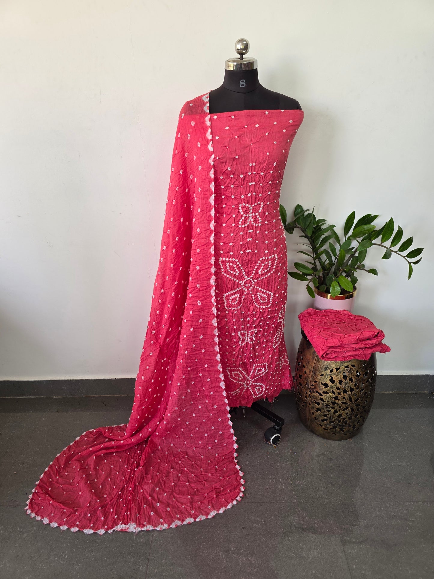 Handcrafted bandhani cotton set -B98