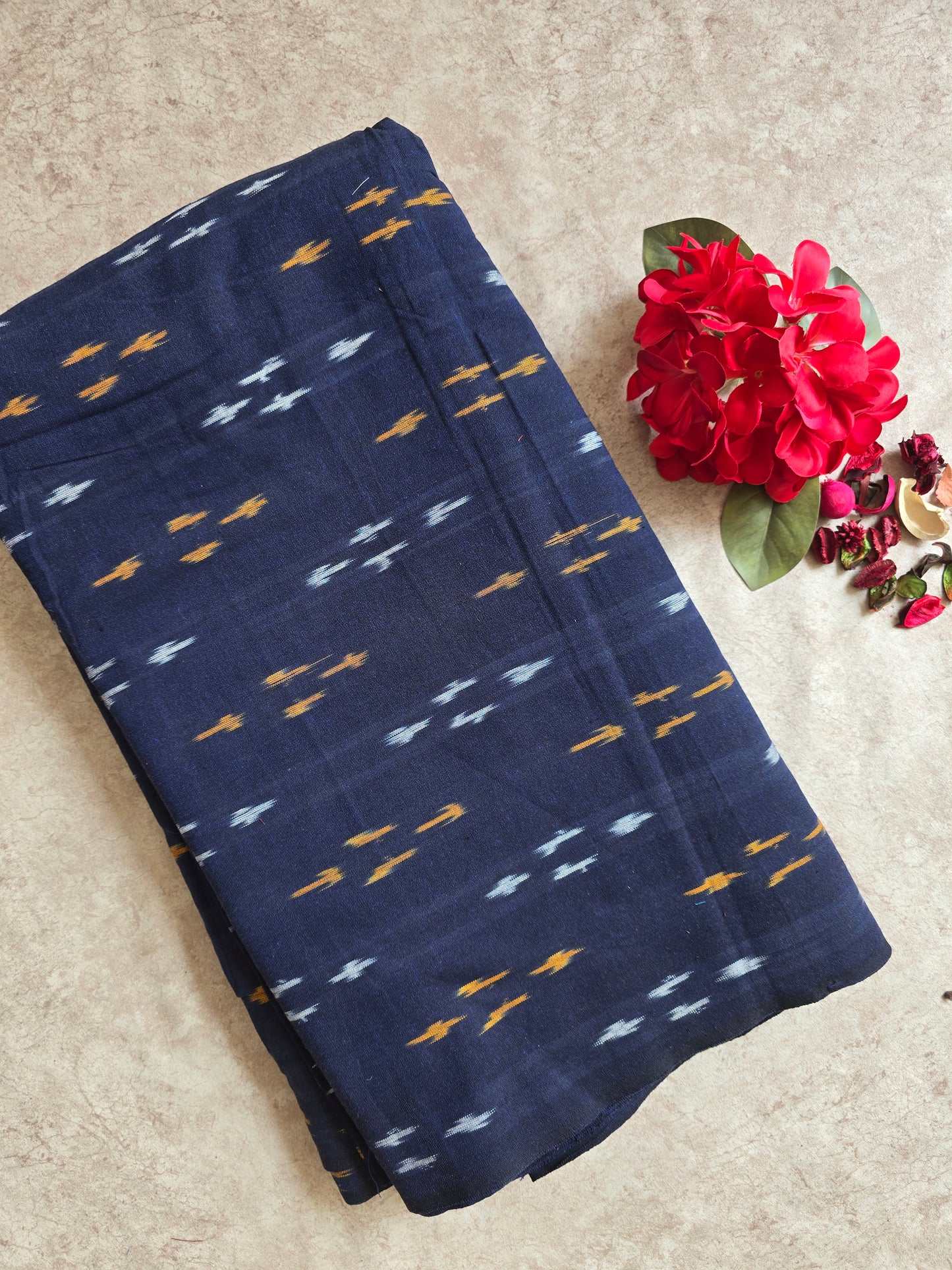 Pochampally ikkat running material ( 0.5 mtrs ) - MZ19