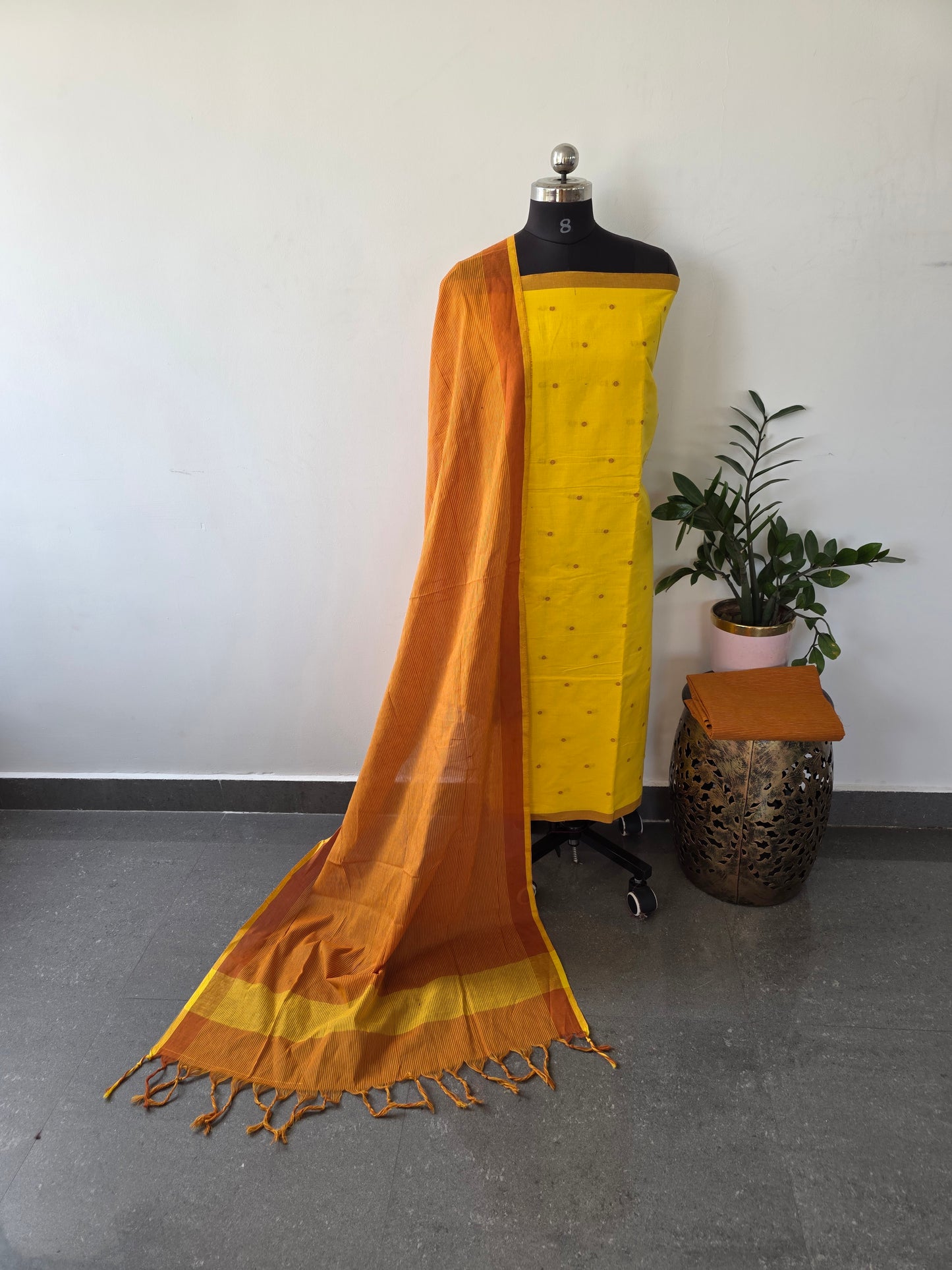 Handloom cotton set - UN17