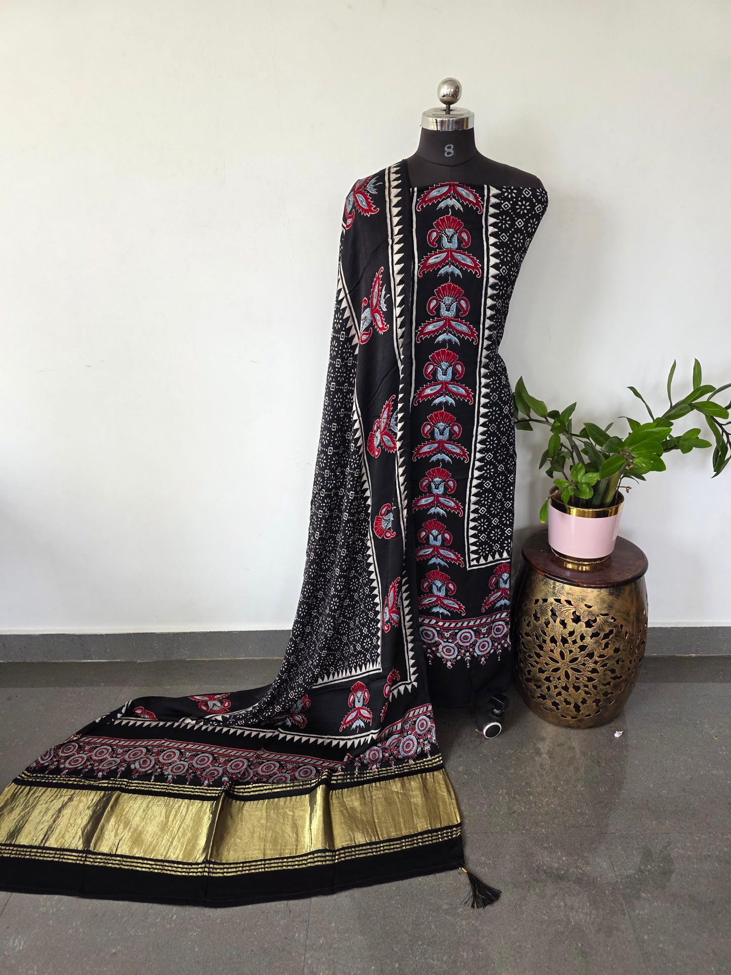 Handcrafted ajrakh modal silk with lagdi patta shawl set - HZ149