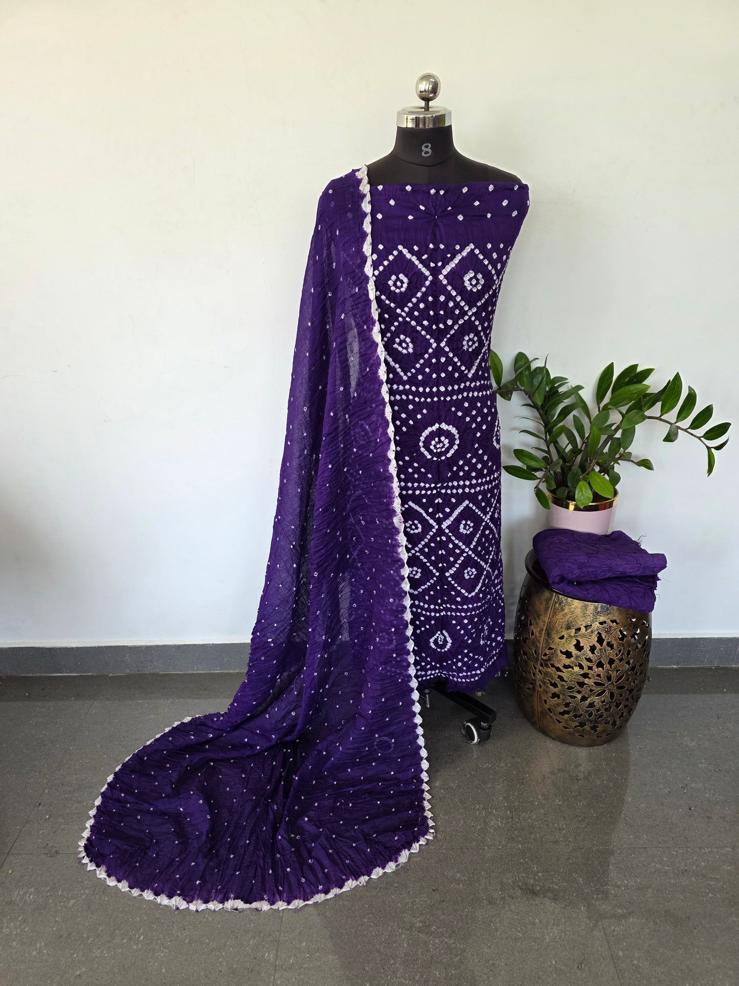Handcrafted bandhani cotton set -B63