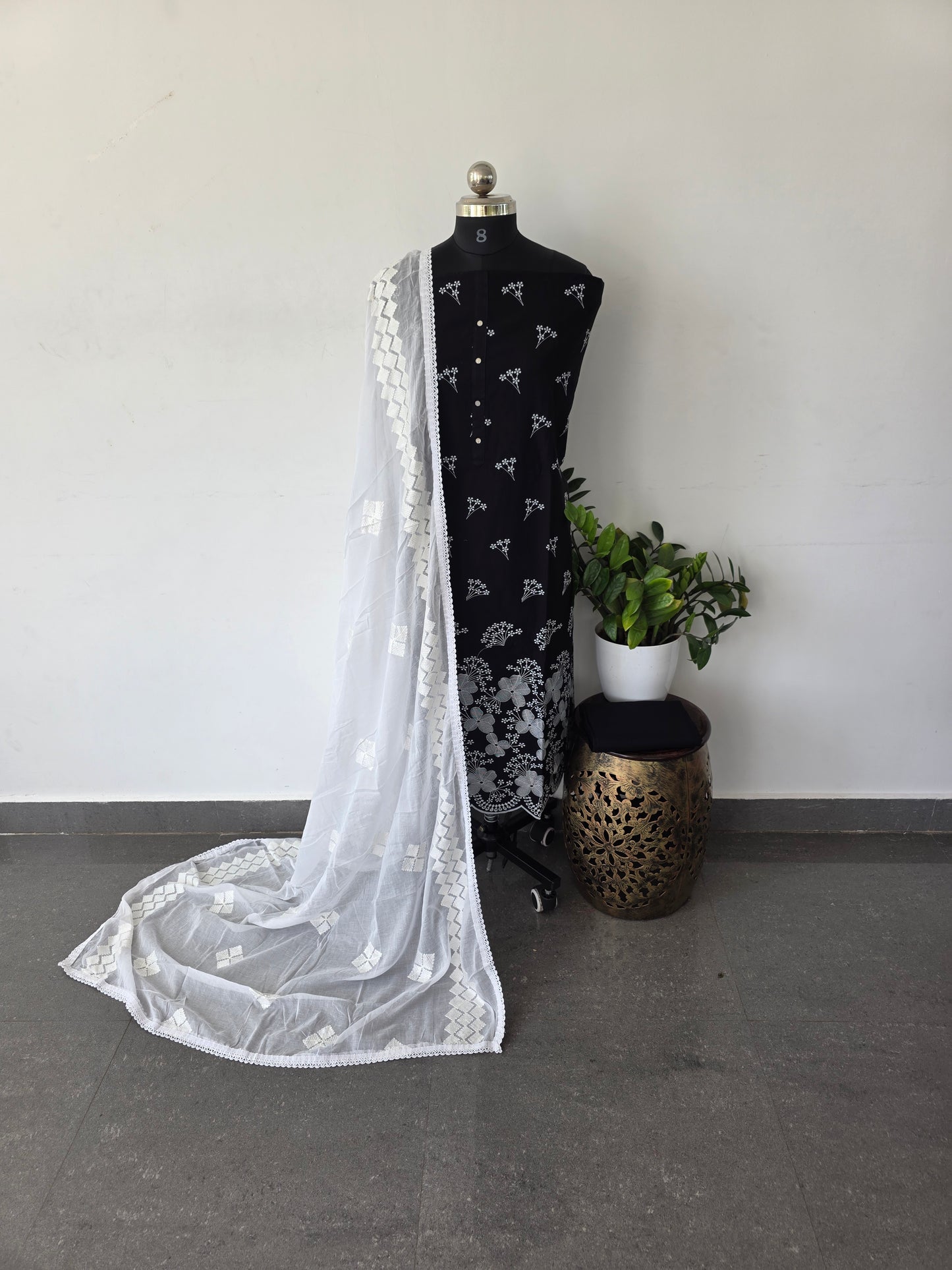 Premium embroidery cotton set (2.5 mtrs) - DS48