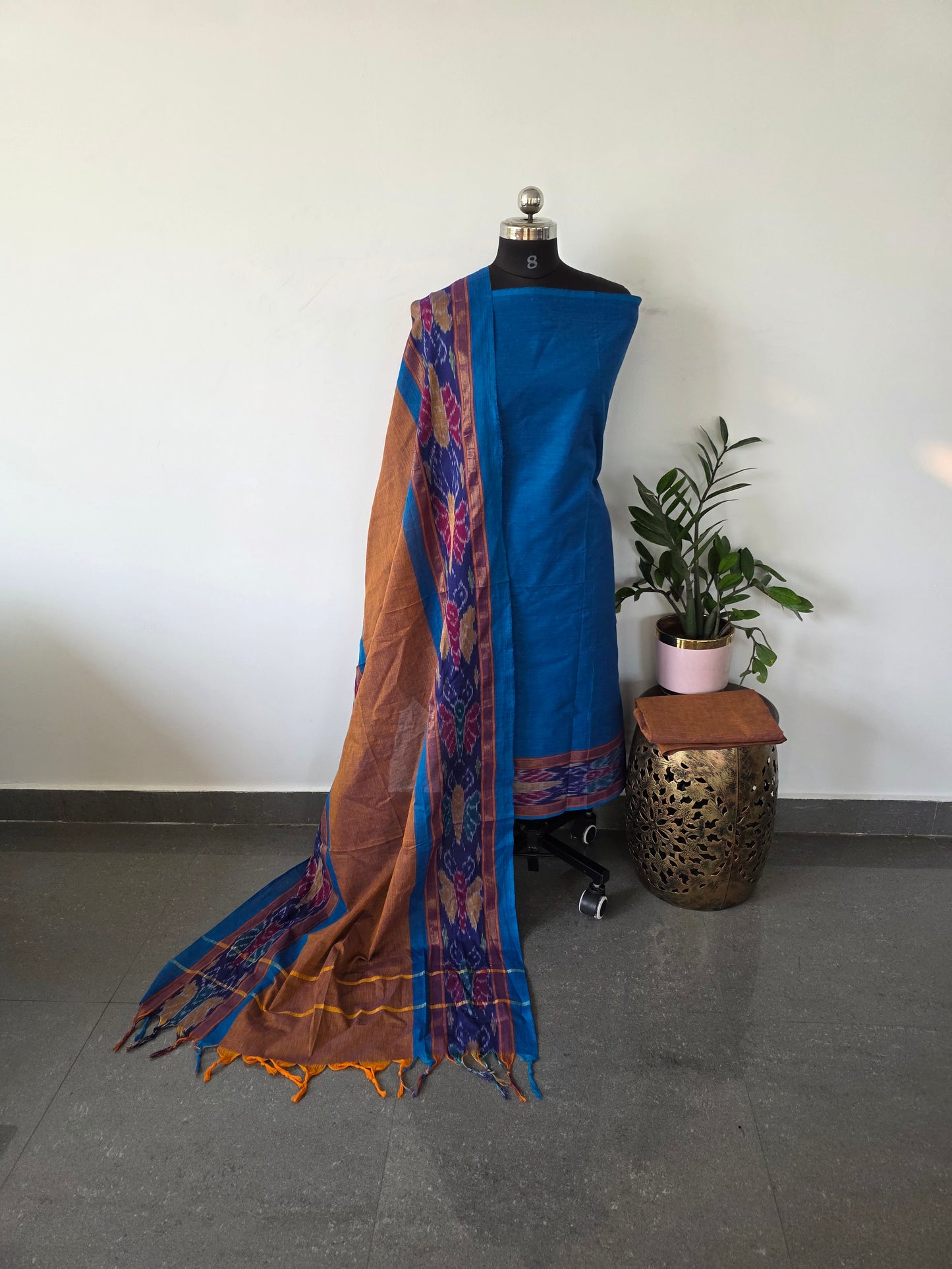 Handloom cotton with Pochampally border - PHC5