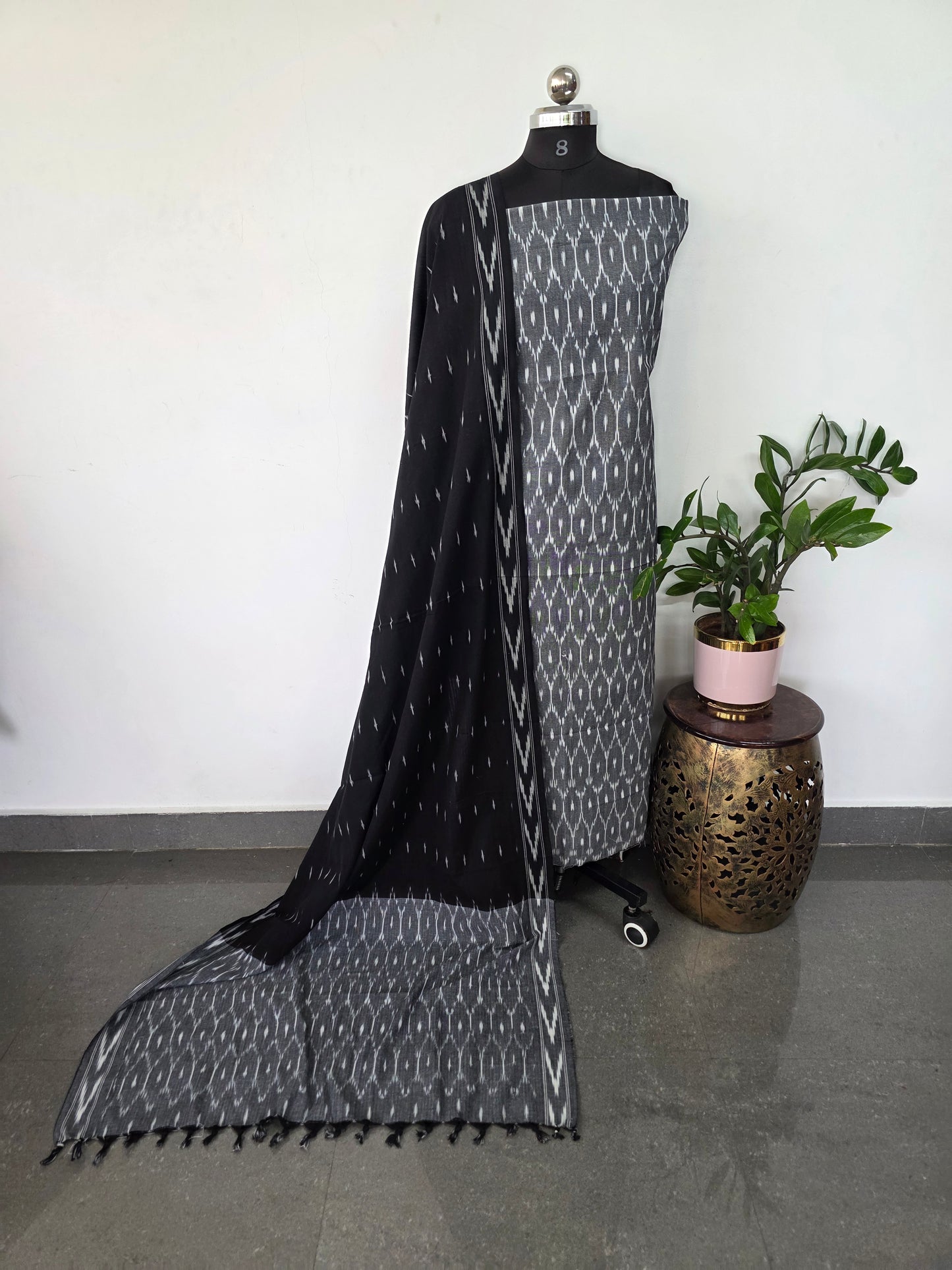 Pochampally ikkat cotton set - KK162